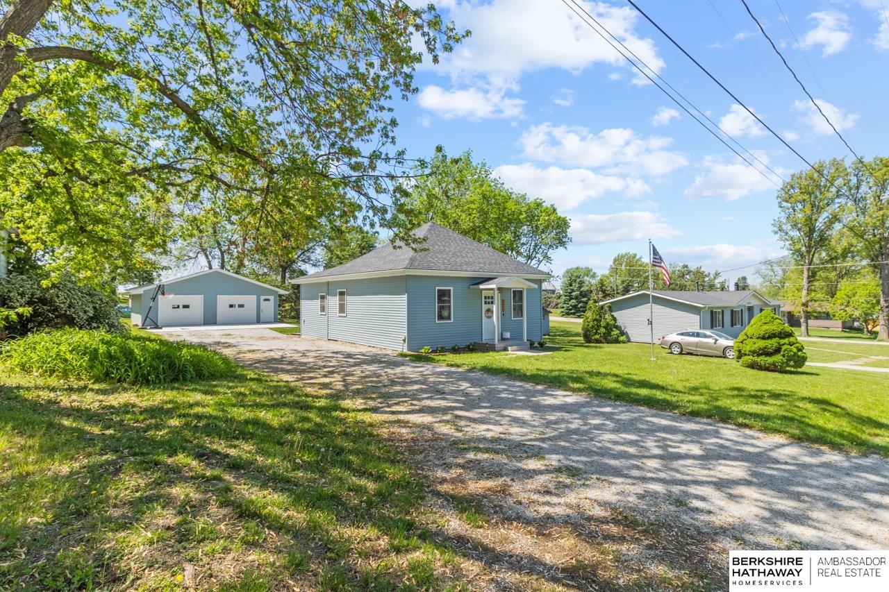 3615 Maple Street, Davey, Nebraska image 1