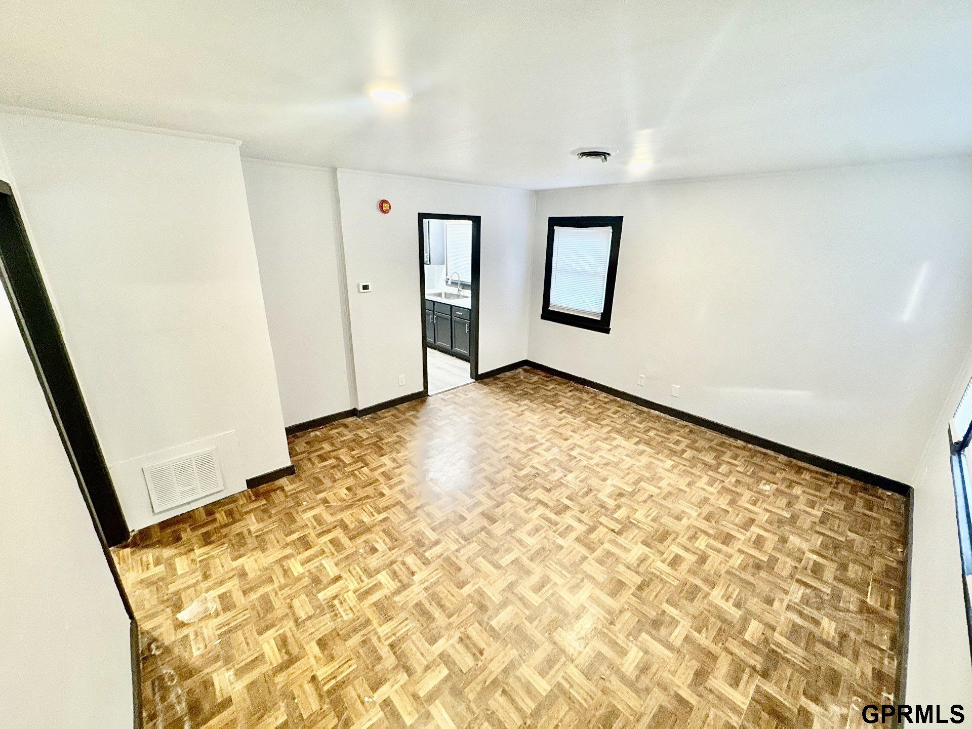 3822 Blondo Street, Omaha, Nebraska image 2