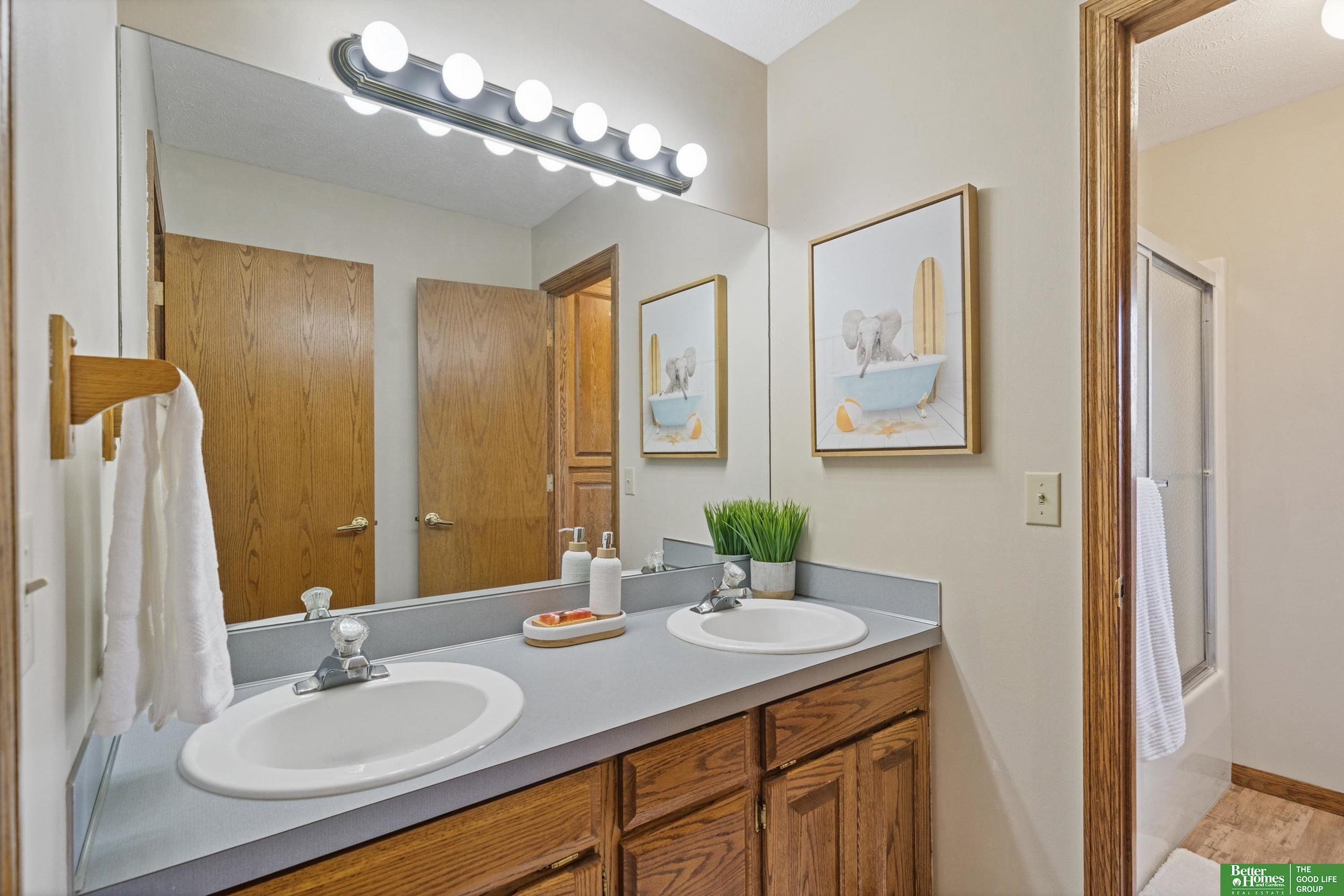 380 Chestnut Street, Springfield, Nebraska image 15