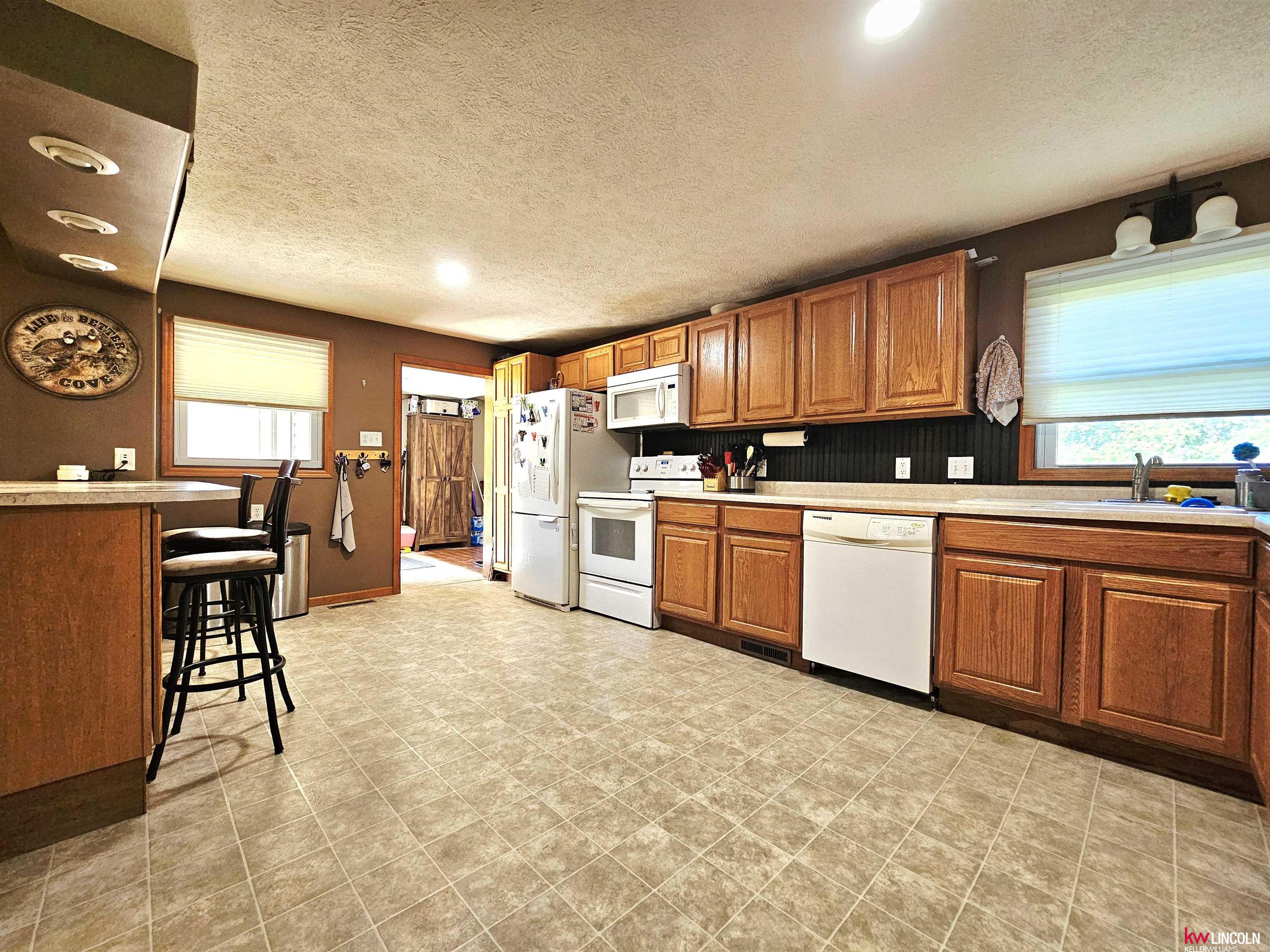 208 S Martin Avenue, Clay Center, Nebraska image 8