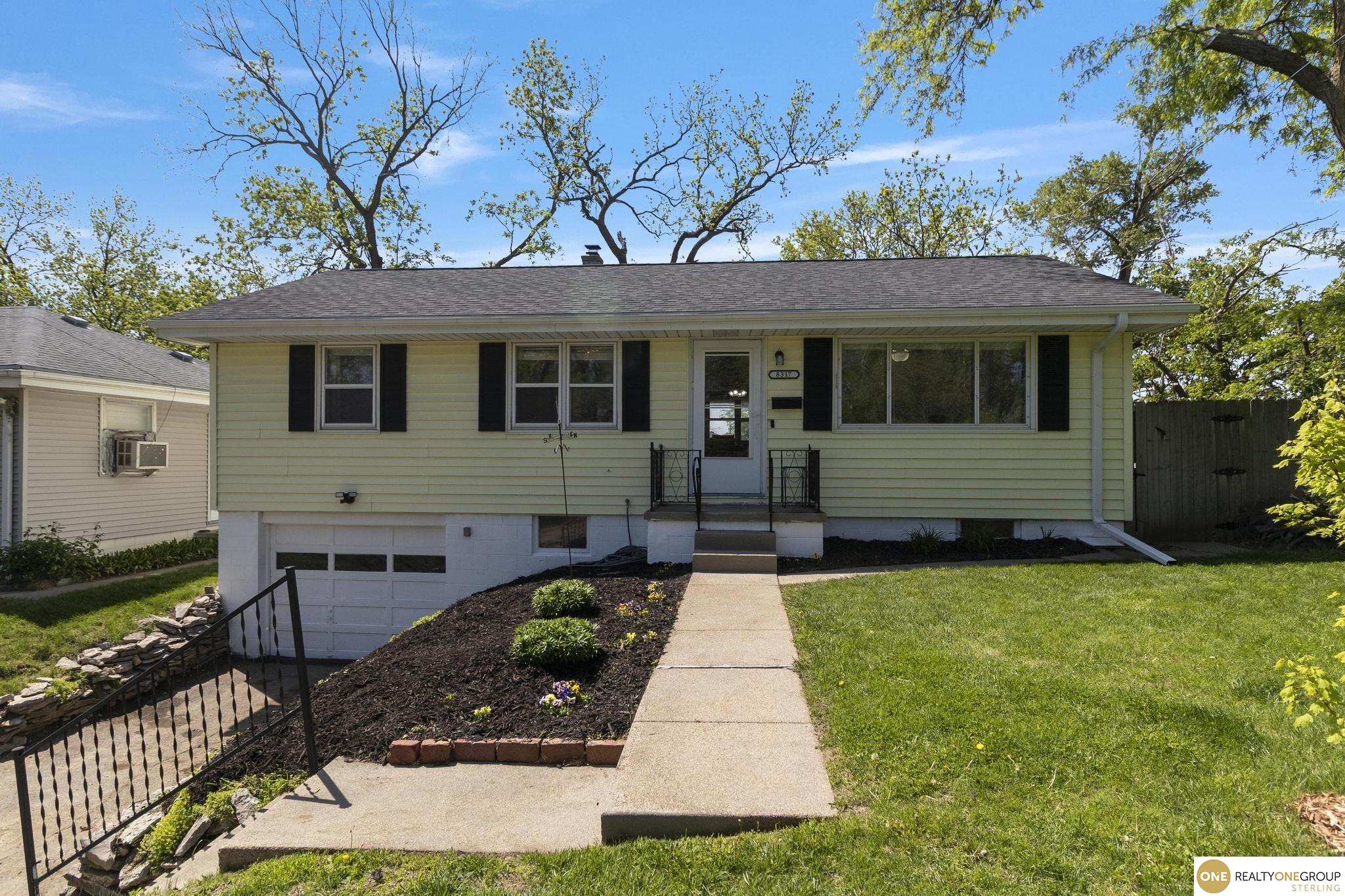 8317 Oakwood Street, Ralston, Nebraska image 1