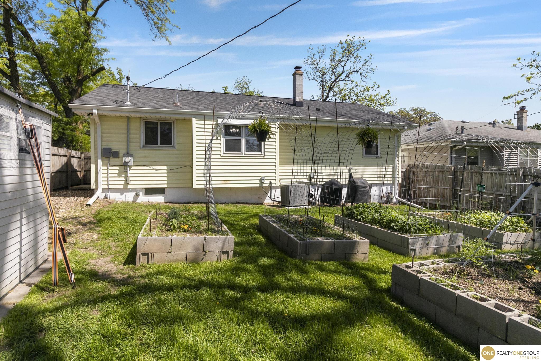 8317 Oakwood Street, Ralston, Nebraska image 4