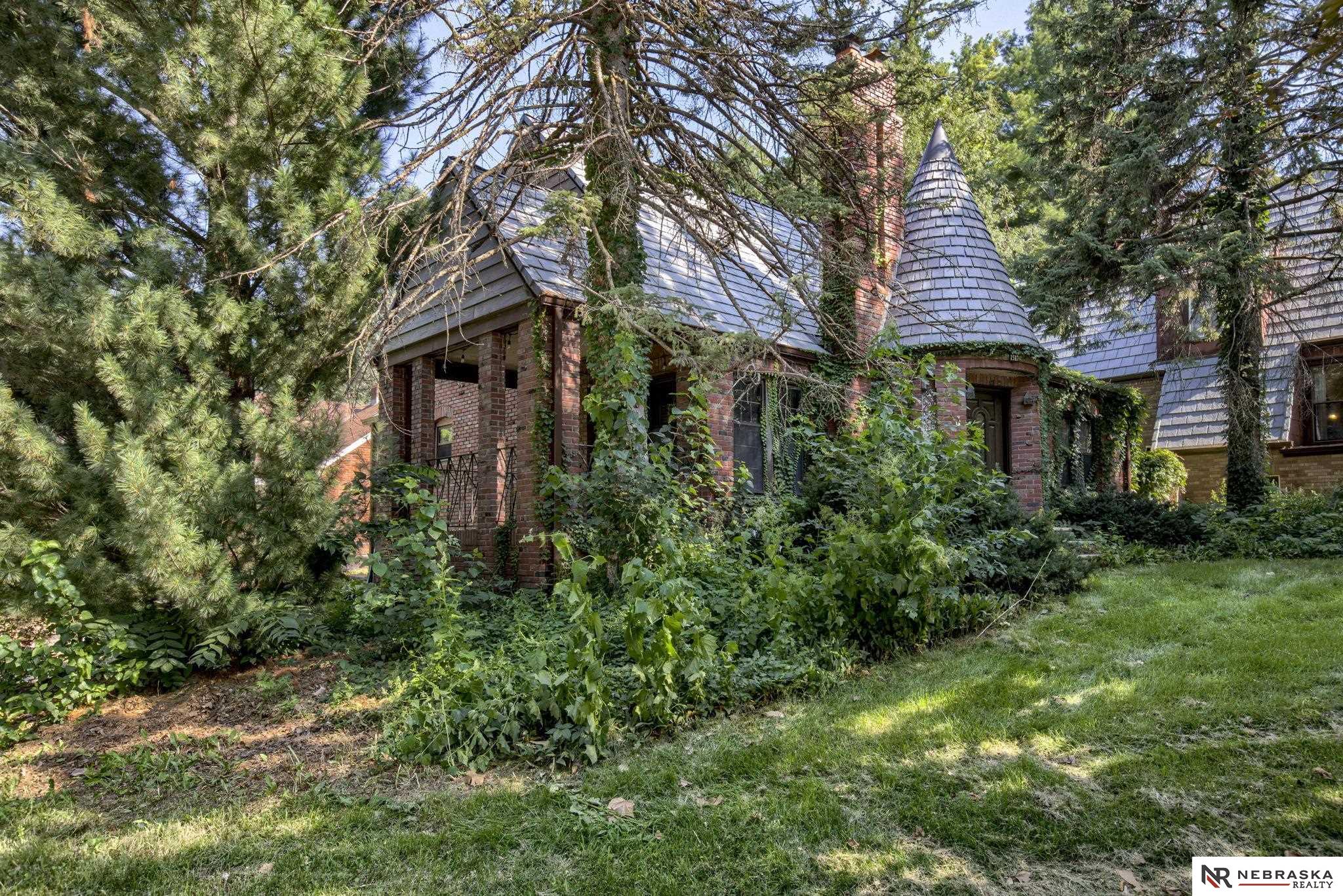 1519 N Happy Hollow Boulevard, Omaha, Nebraska image 2