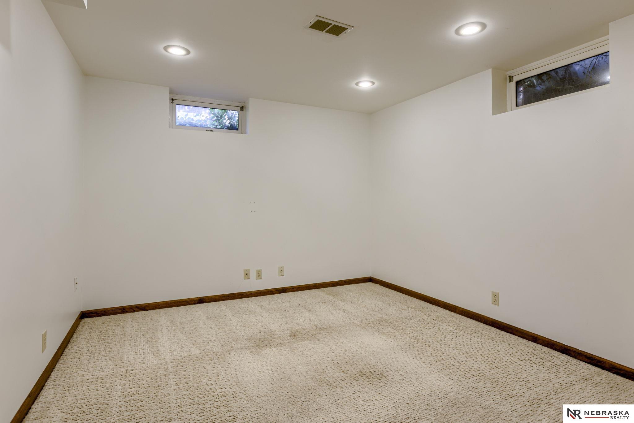 1519 N Happy Hollow Boulevard, Omaha, Nebraska image 22