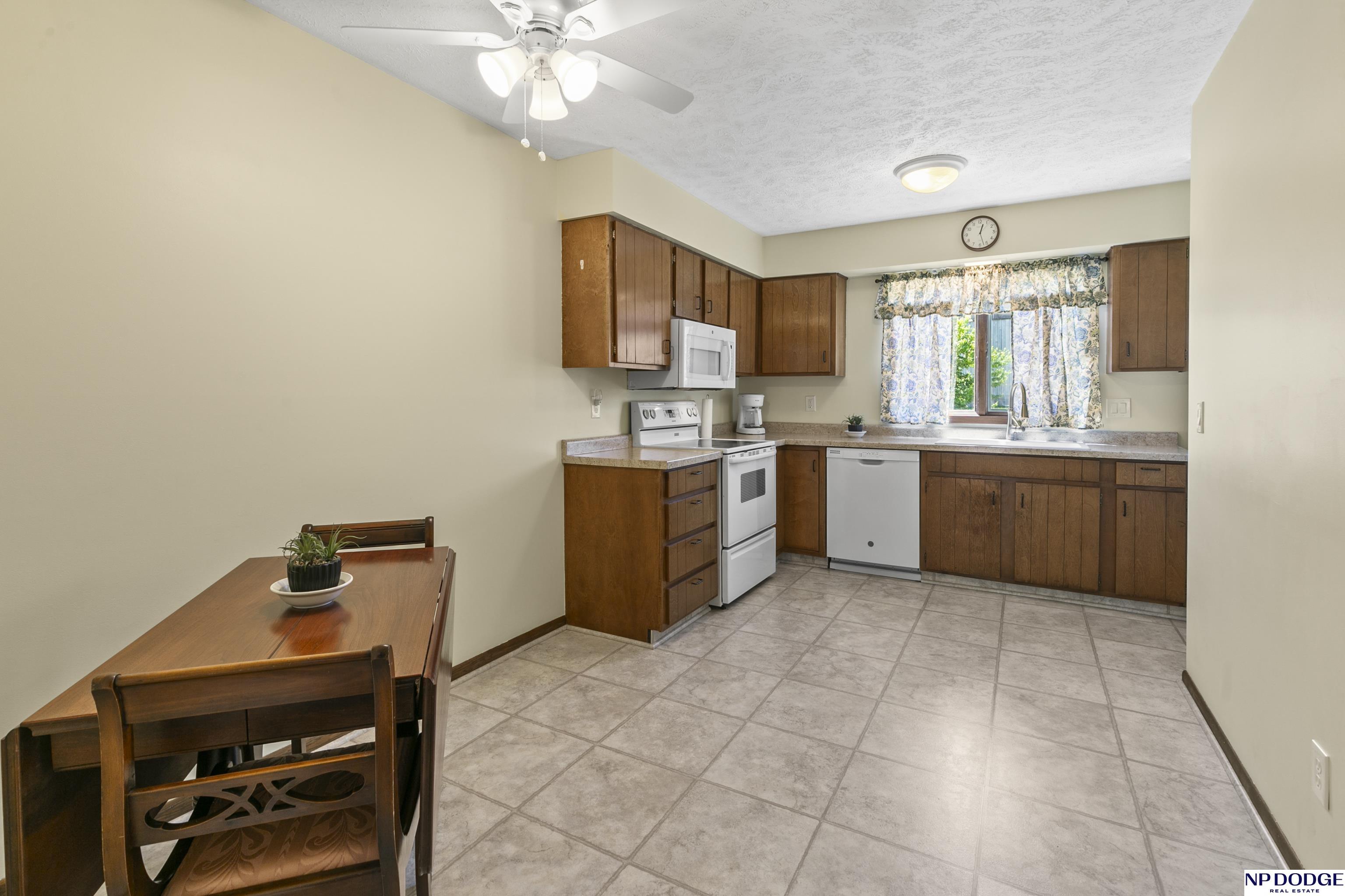 12124 Burt Street, Omaha, Nebraska image 10
