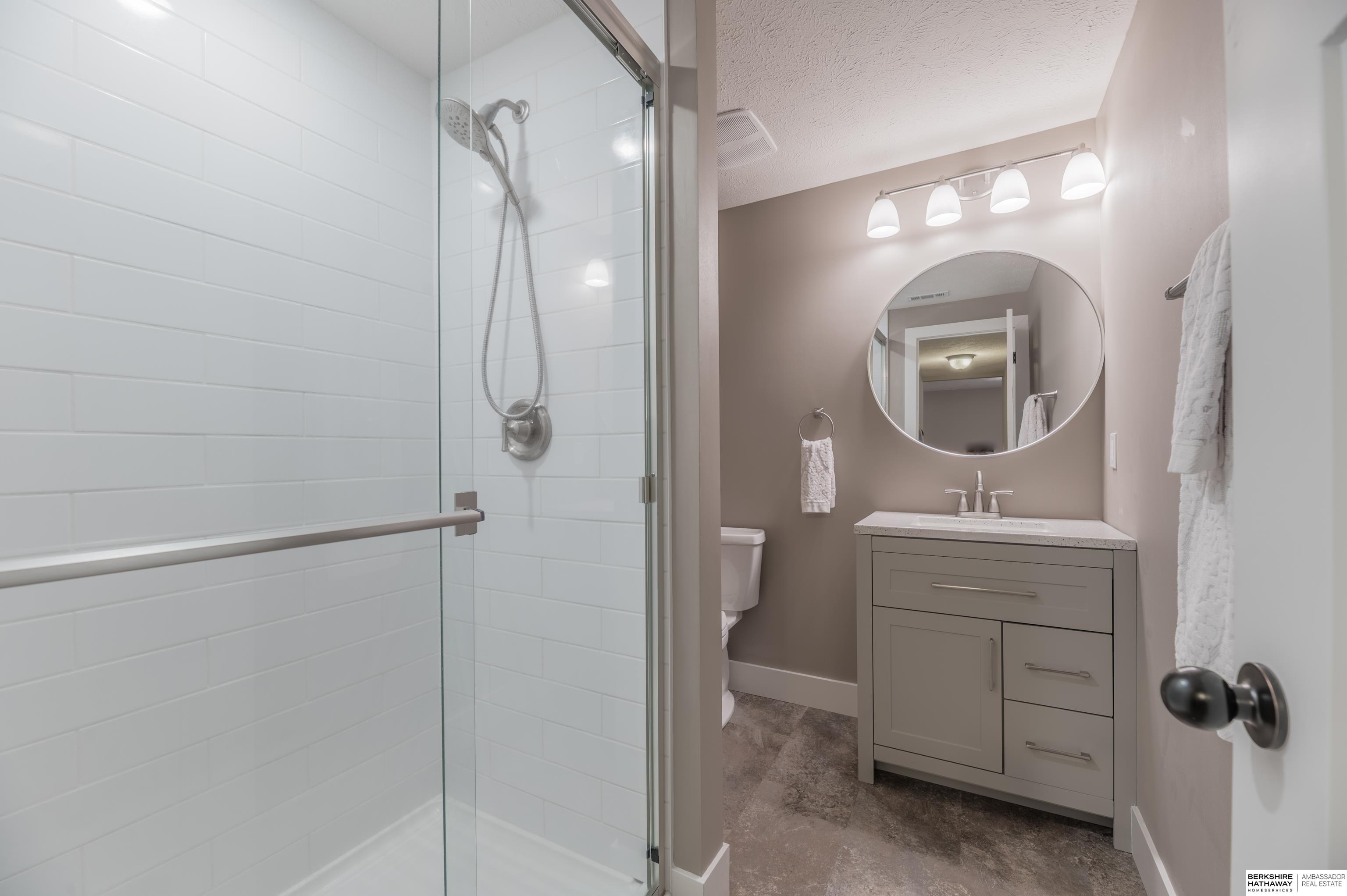 7031 S 184th Street, Omaha, Nebraska image 34