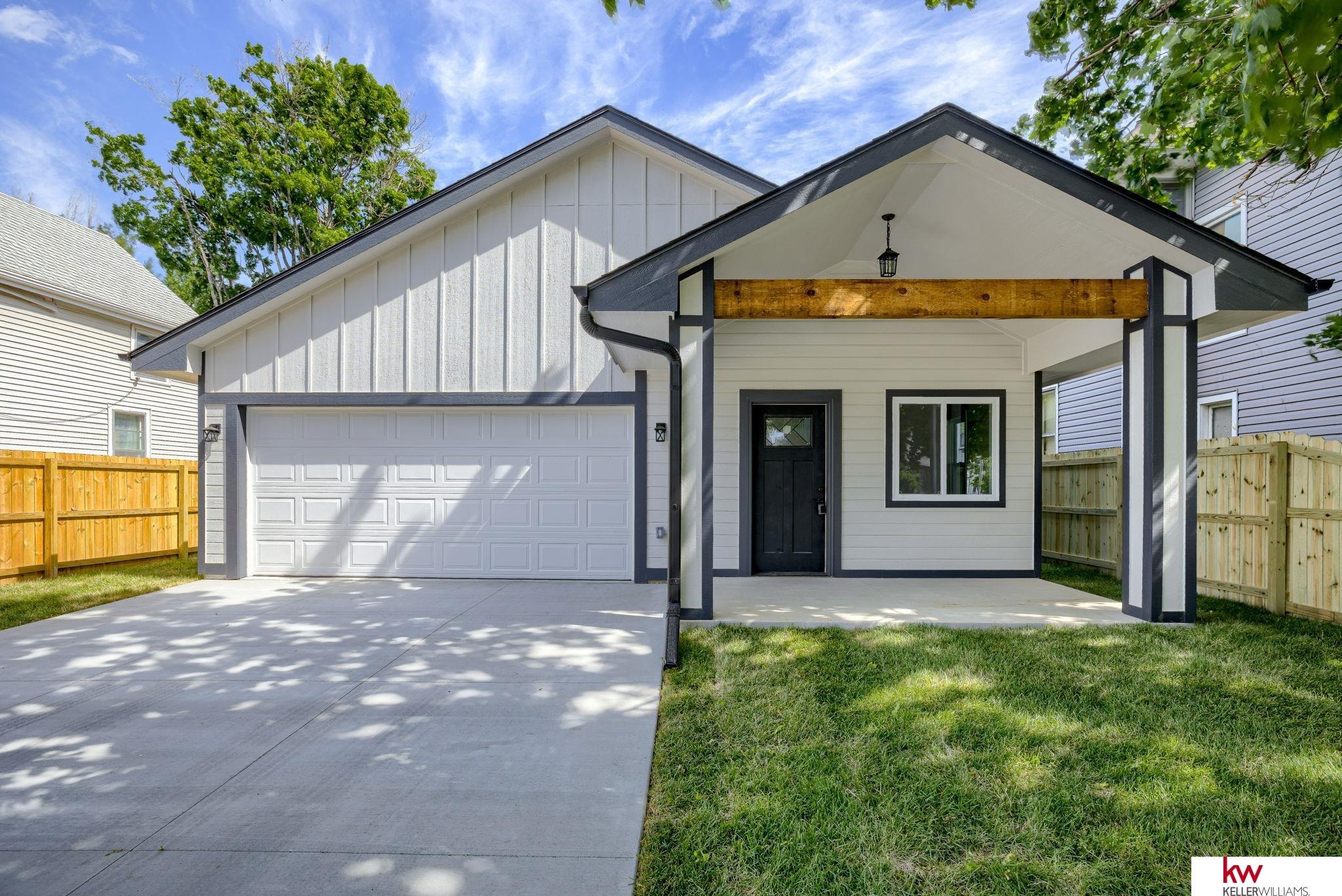 906 5th Avenue, Council Bluffs, Iowa image 1