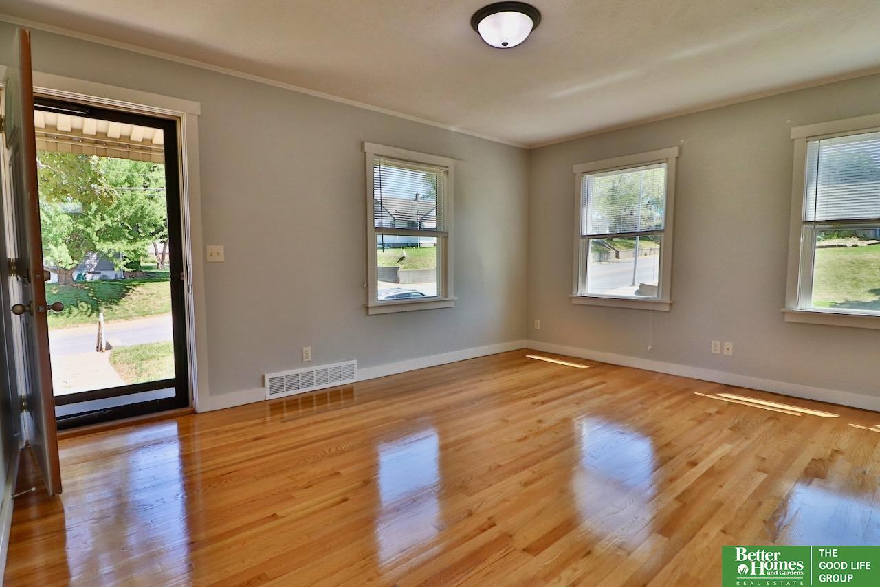 2434 S 42nd Street, Omaha, Nebraska image 4