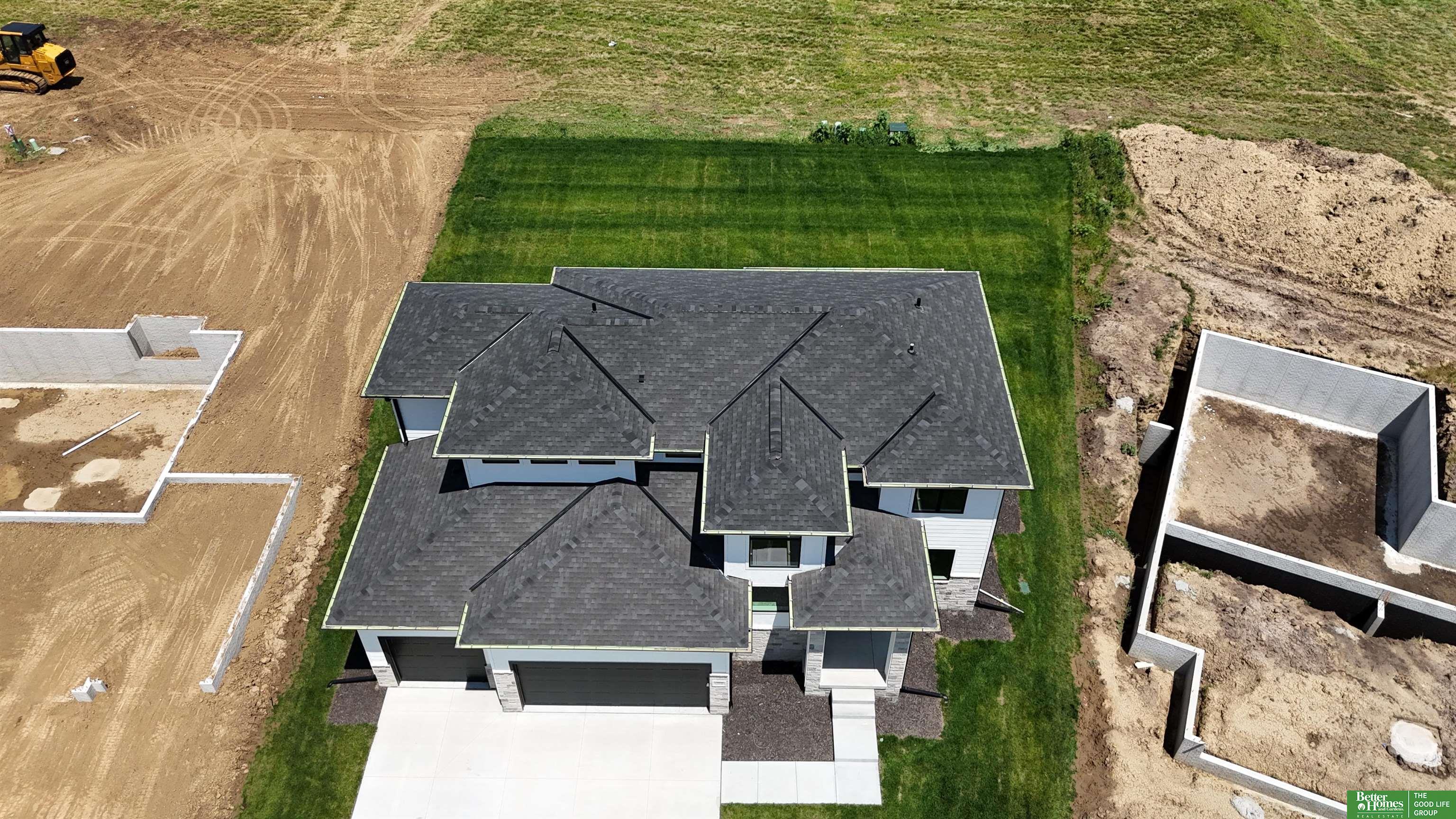 19606 Jaynes Street, Elkhorn, Nebraska image 2