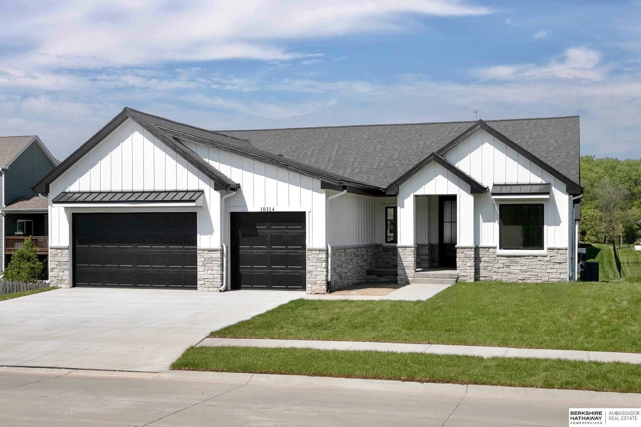 5724 N 208th Street, Elkhorn, Nebraska image 1