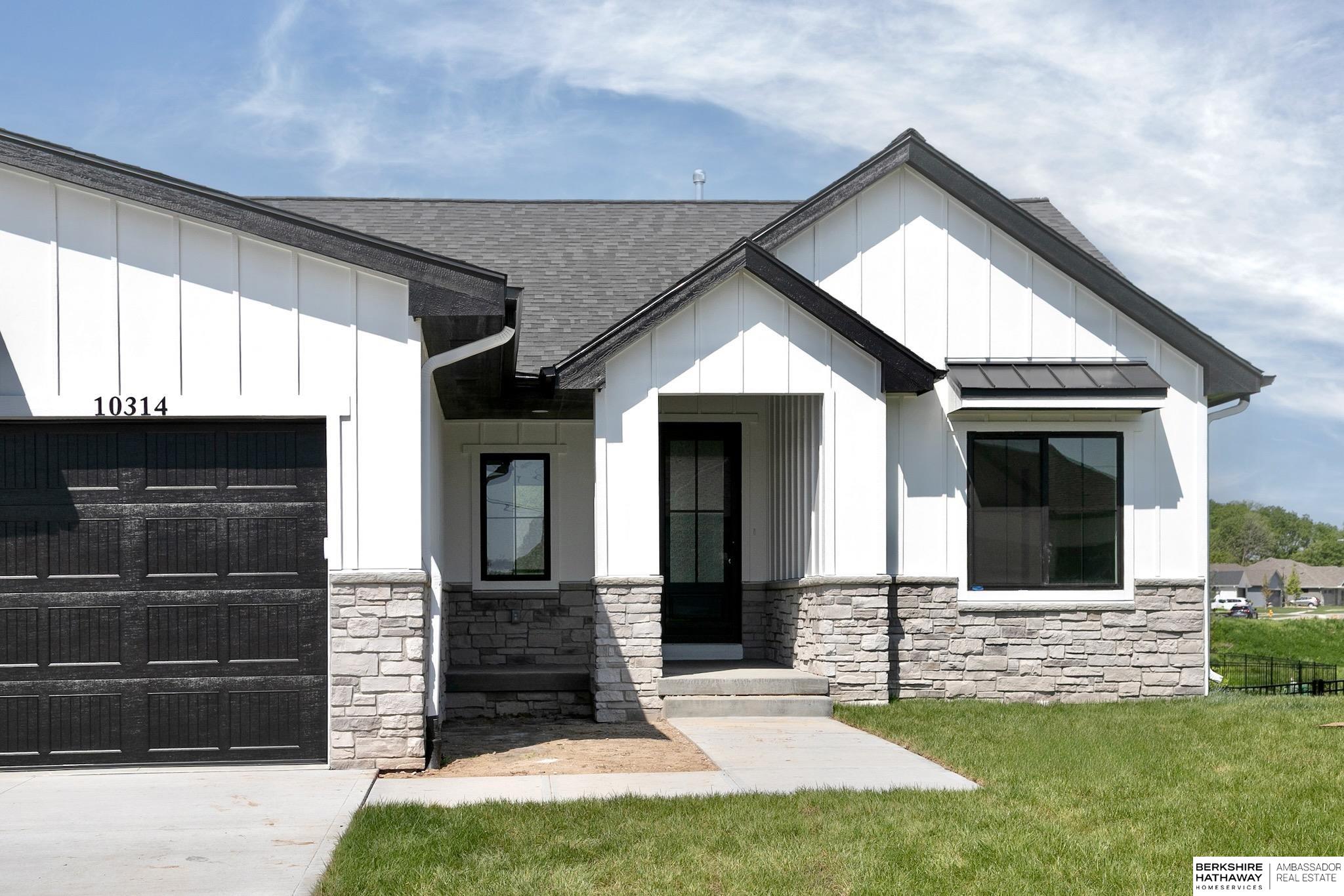 5724 N 208th Street, Elkhorn, Nebraska image 2