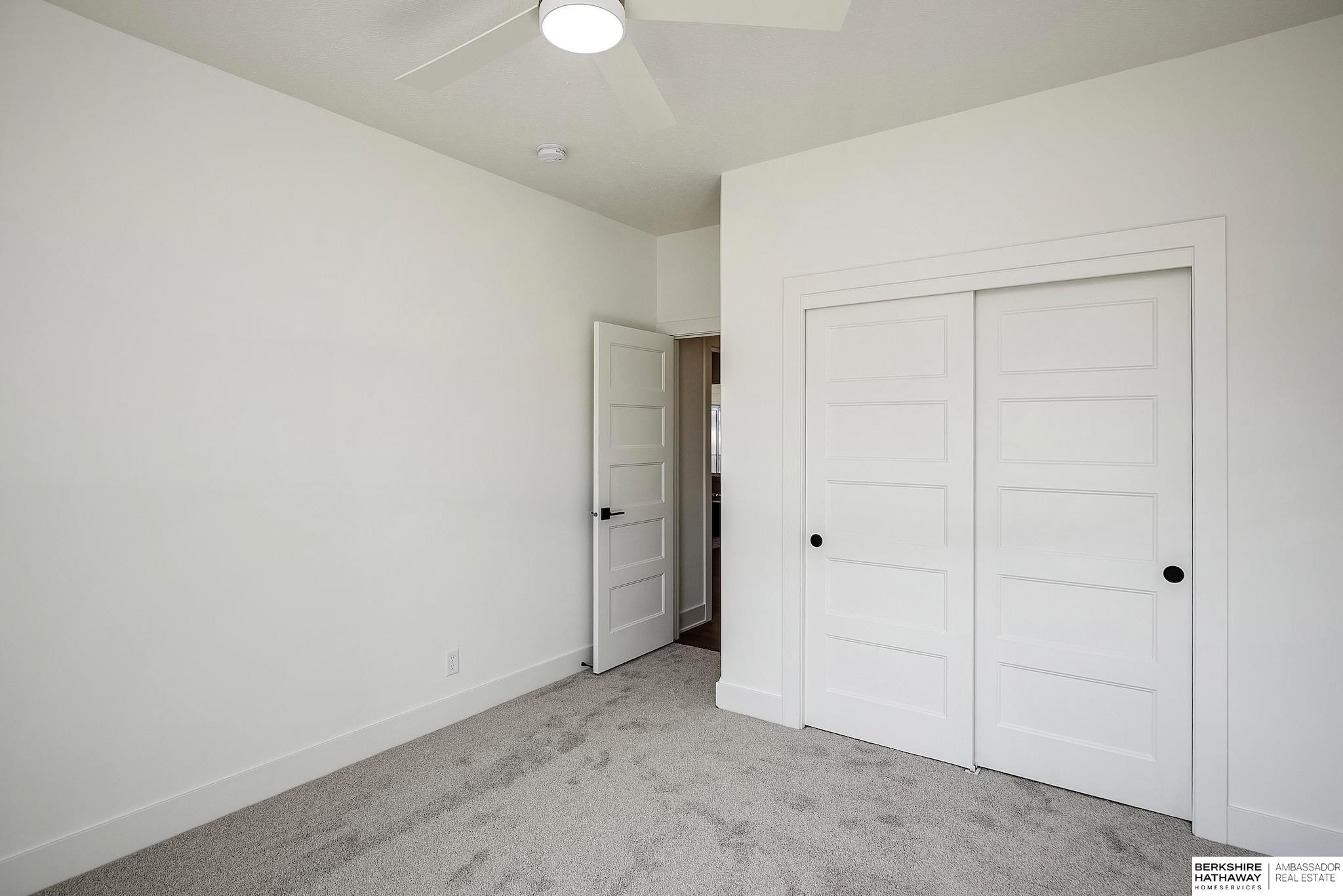 5724 N 208th Street, Elkhorn, Nebraska image 34