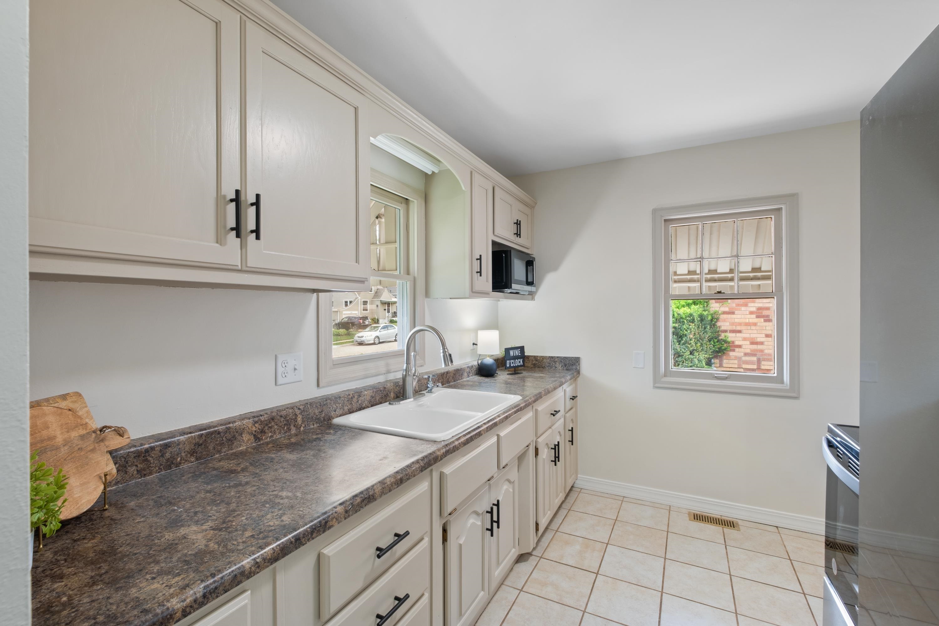 6468 Poppleton Avenue, Omaha, Nebraska image 7