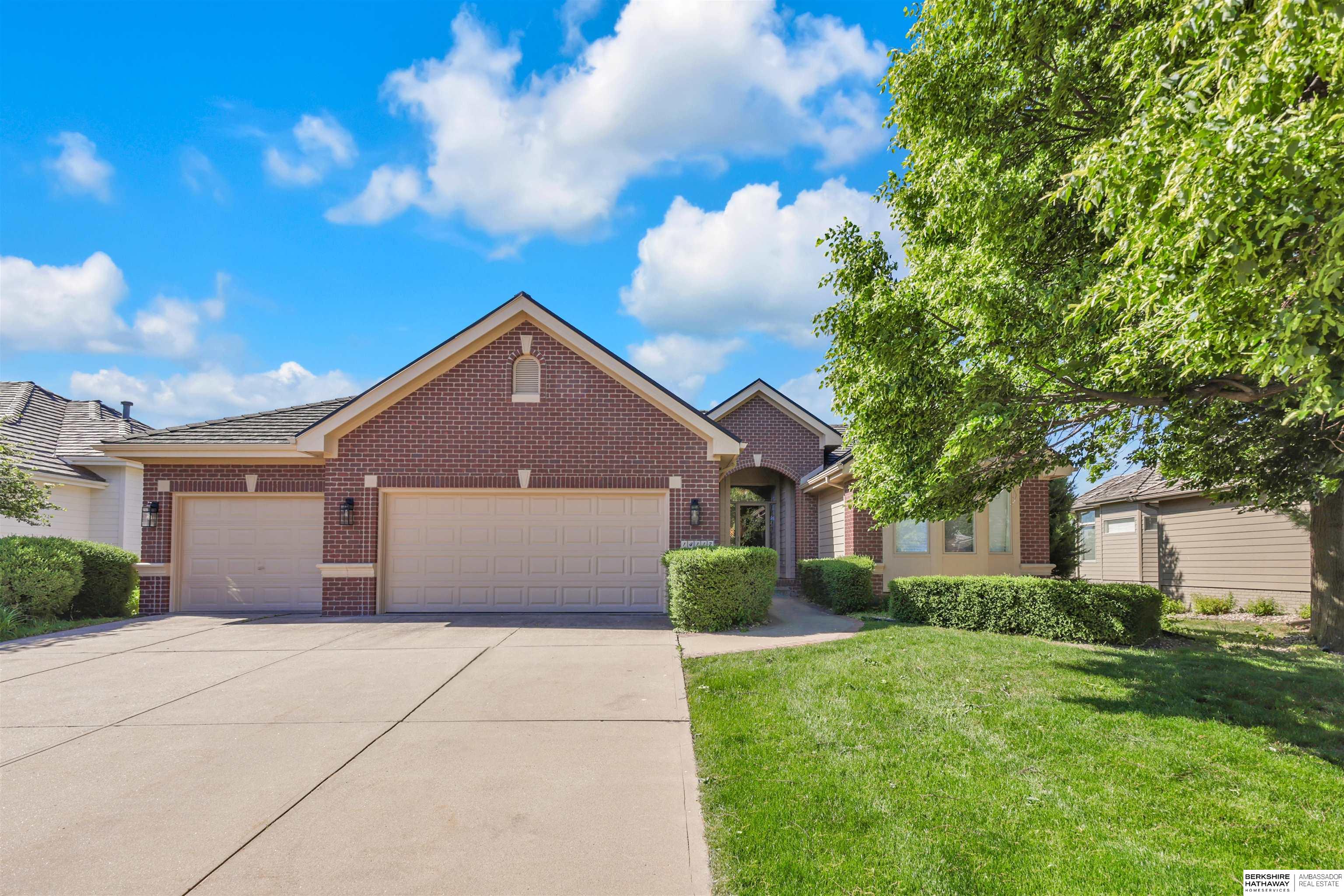 14117 Eagle Run Drive, Omaha, Nebraska image 1