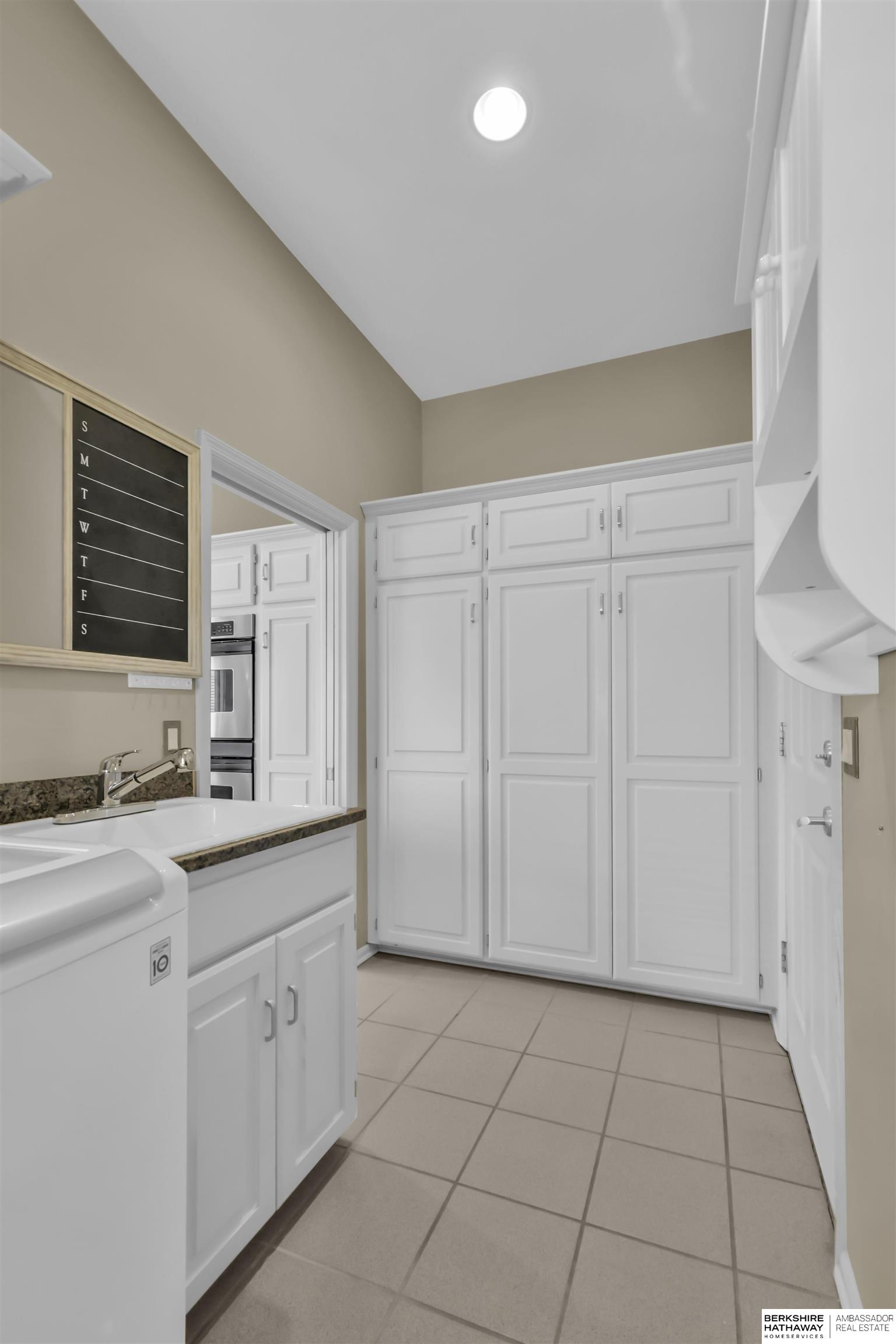 14117 Eagle Run Drive, Omaha, Nebraska image 22