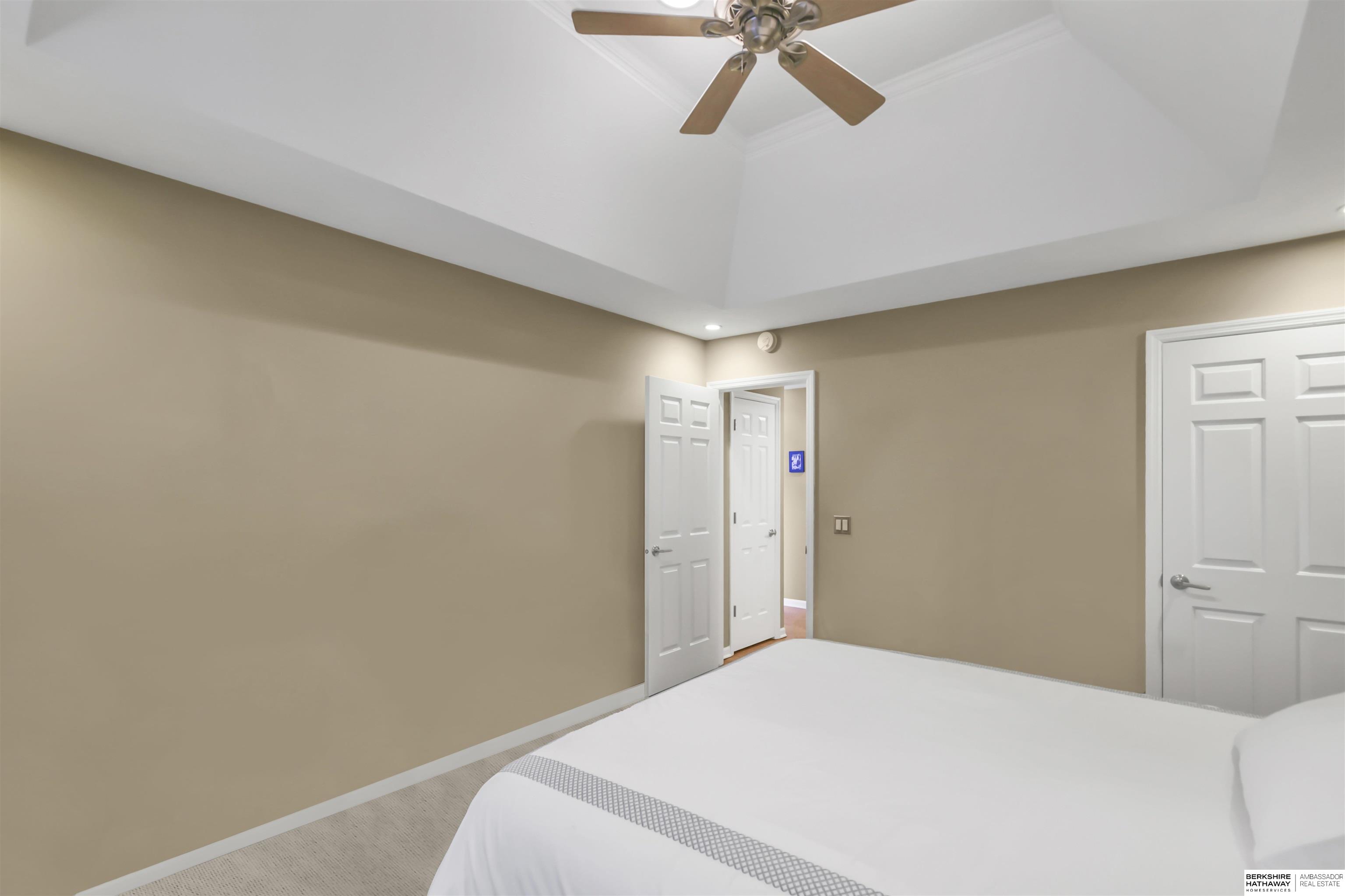 14117 Eagle Run Drive, Omaha, Nebraska image 30