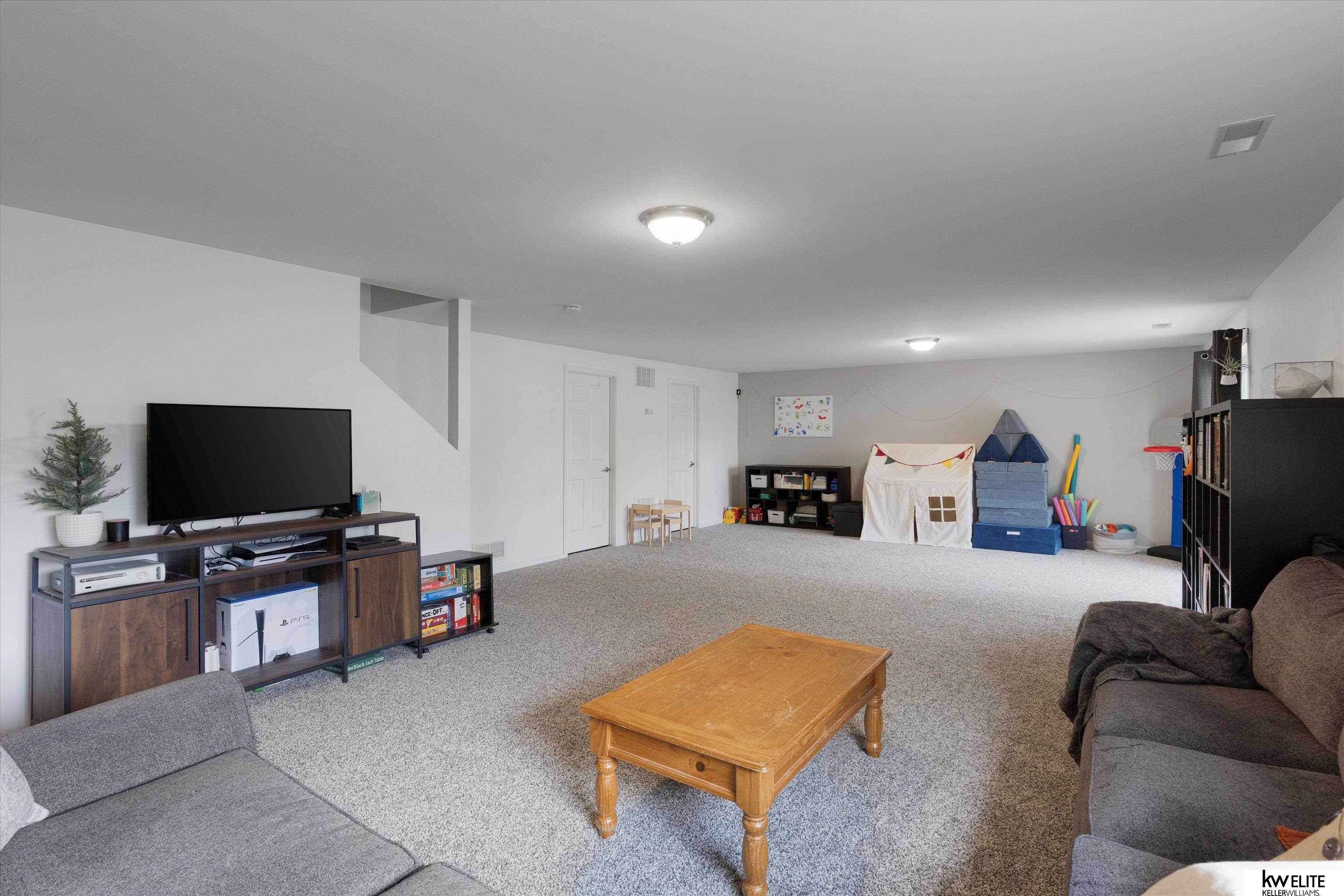 809 Stony Point Drive, Papillion, Nebraska image 24