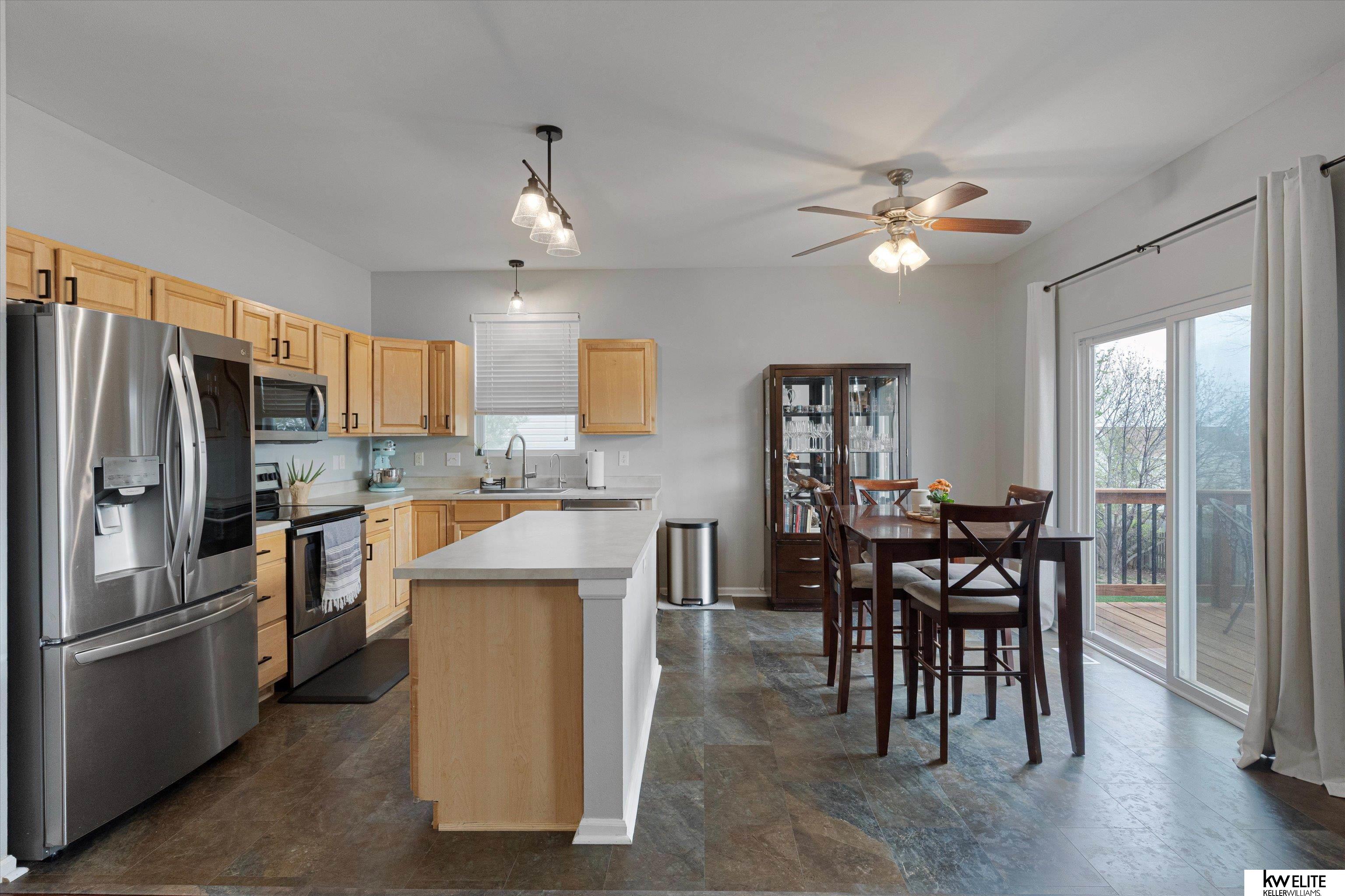 809 Stony Point Drive, Papillion, Nebraska image 9