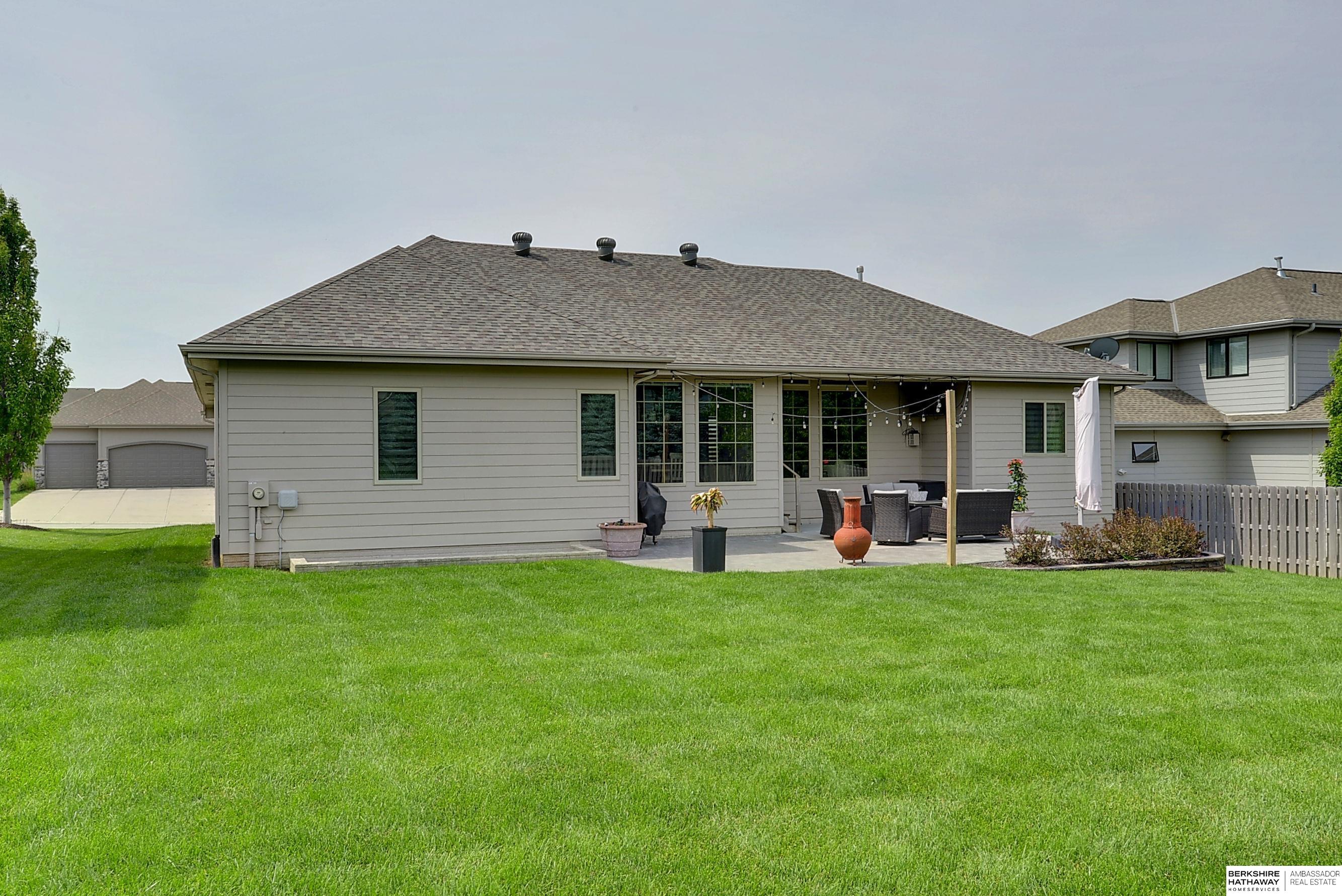 18964 Spaulding Circle, Elkhorn, Nebraska image 35