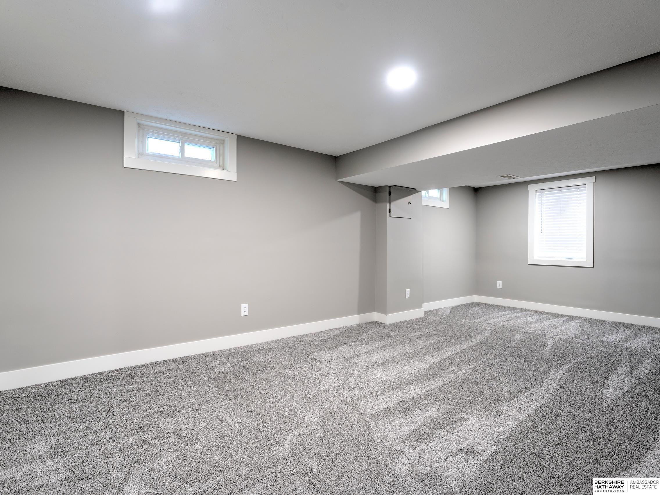 12317 A Street, Omaha, Nebraska image 32