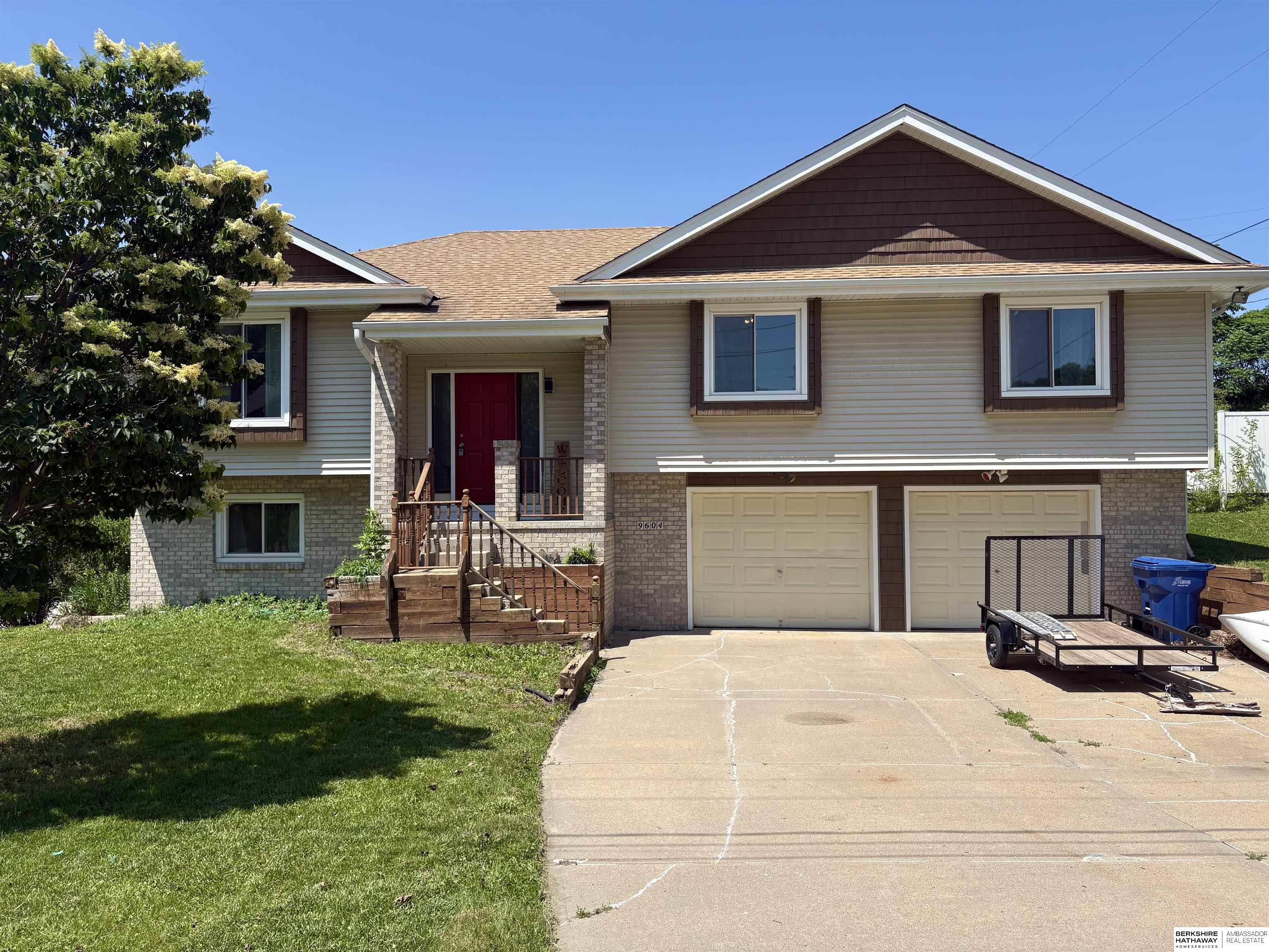 9604 Sterling Circle, Plattsmouth, Nebraska image 1