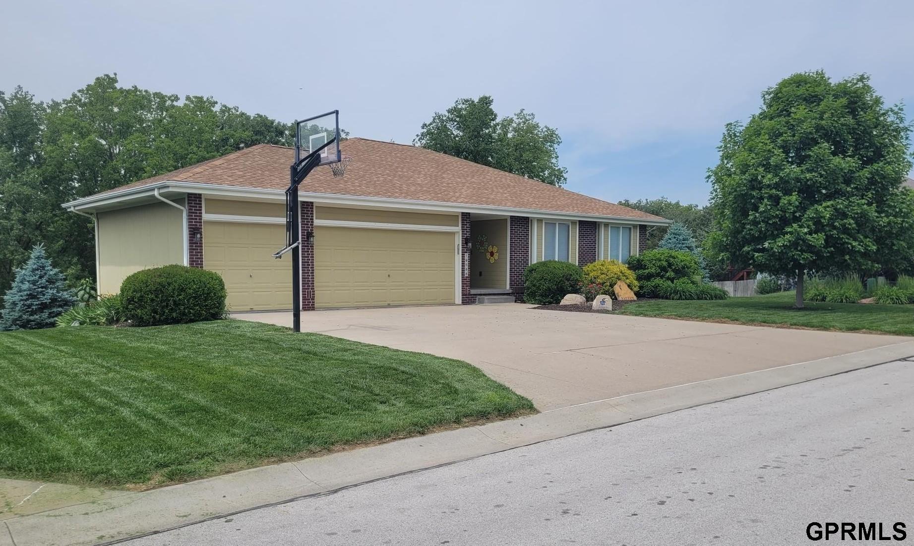 19588 Ridgeway Road, Plattsmouth, Nebraska image 2