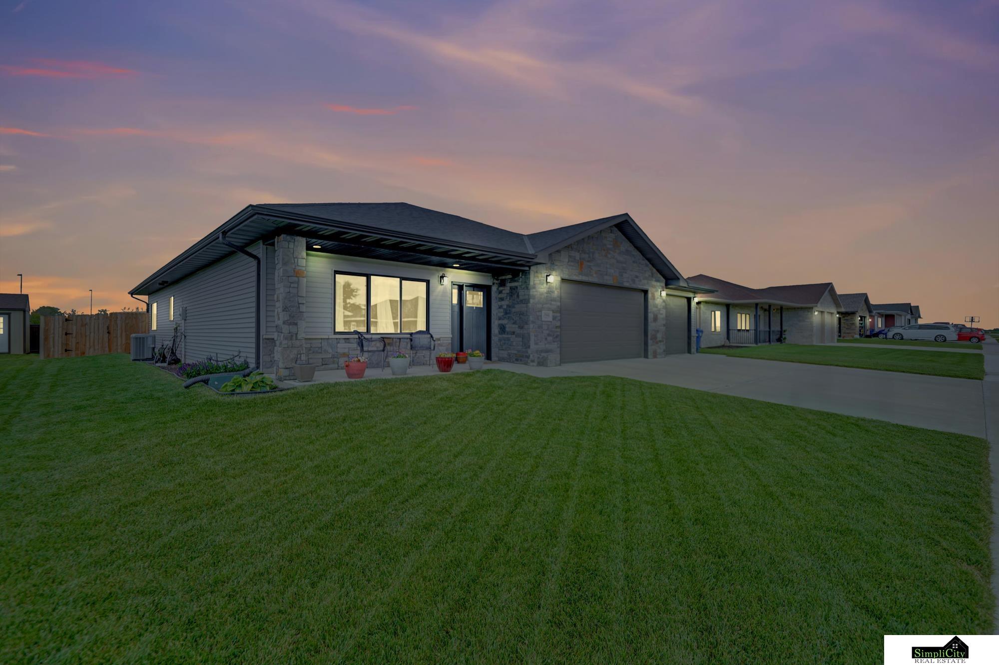 1946 Eastgate Drive, Crete, Nebraska image 2