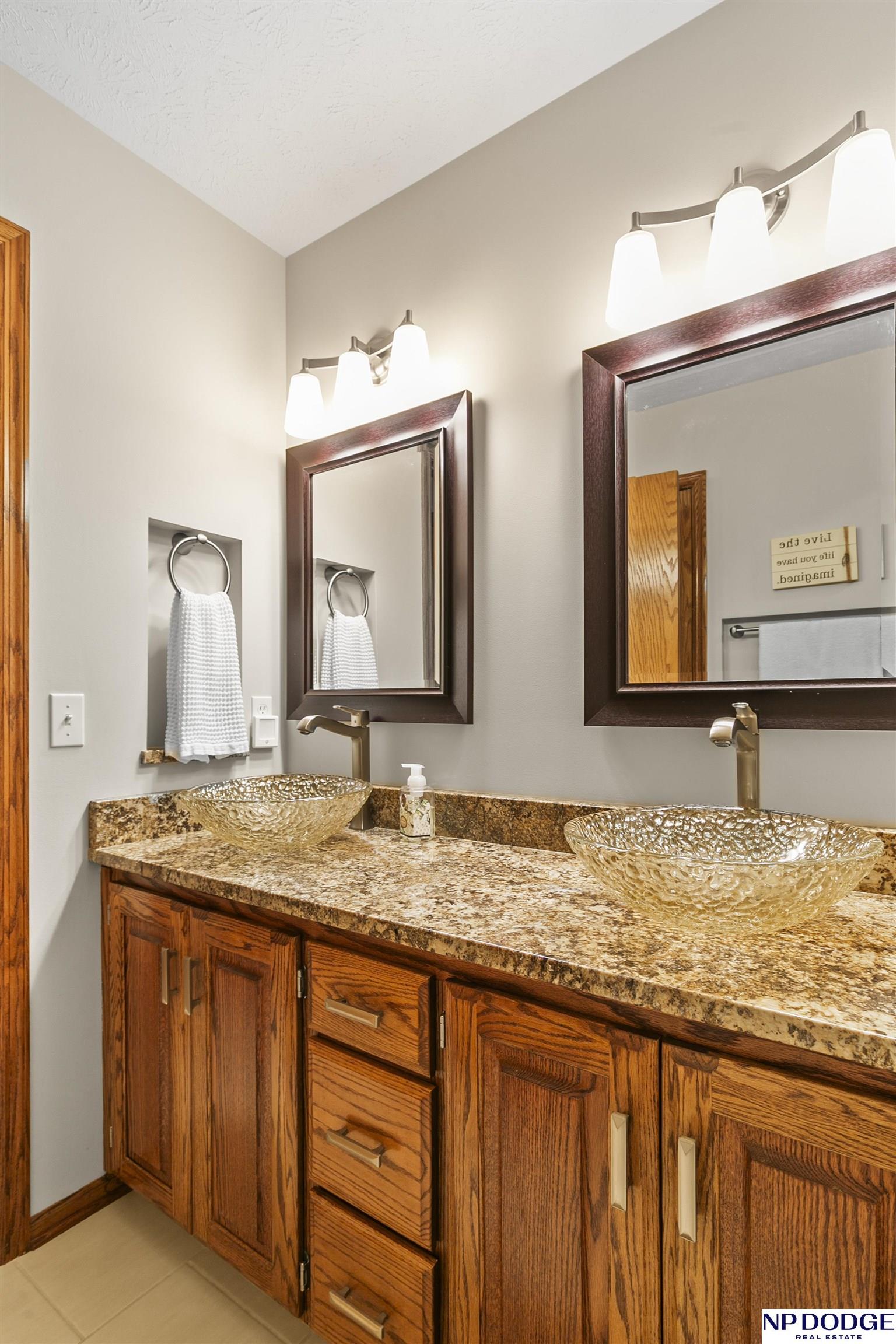 17515 Karen Street, Omaha, Nebraska image 36