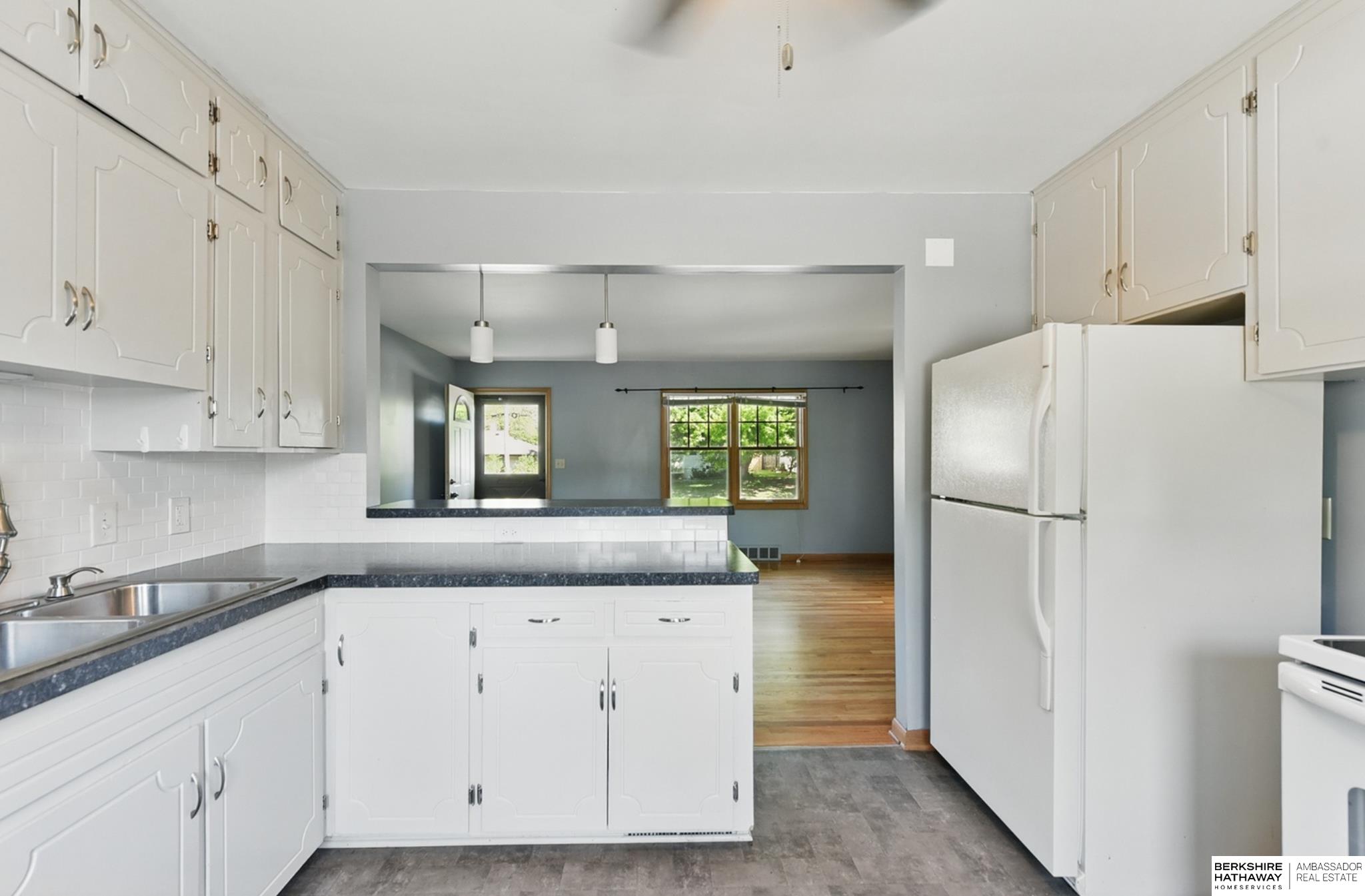 6913 Seward Street, Omaha, Nebraska image 13