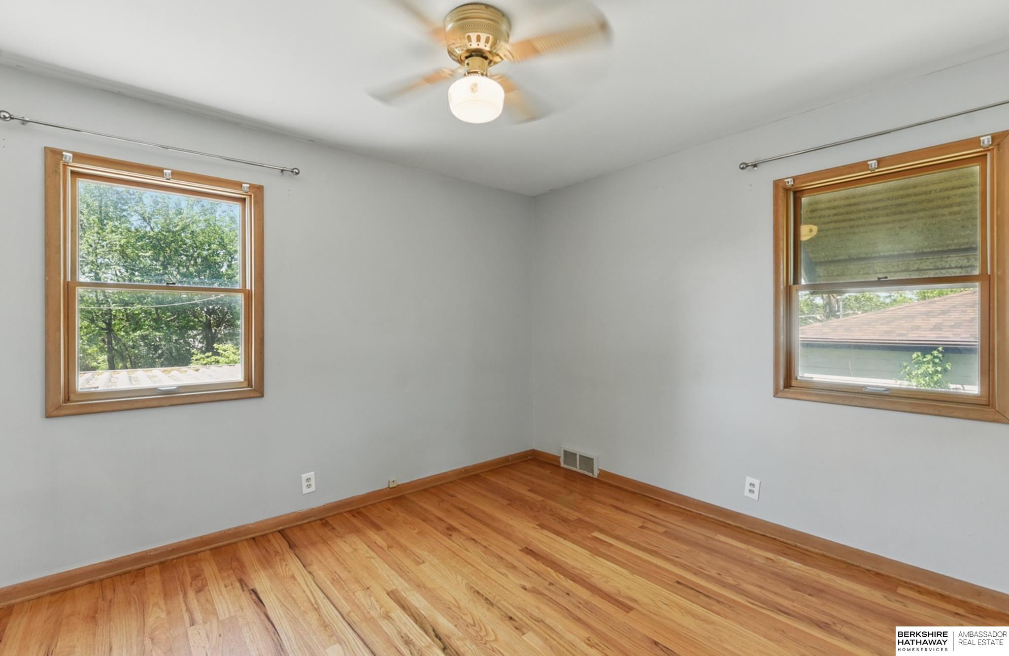 6913 Seward Street, Omaha, Nebraska image 20