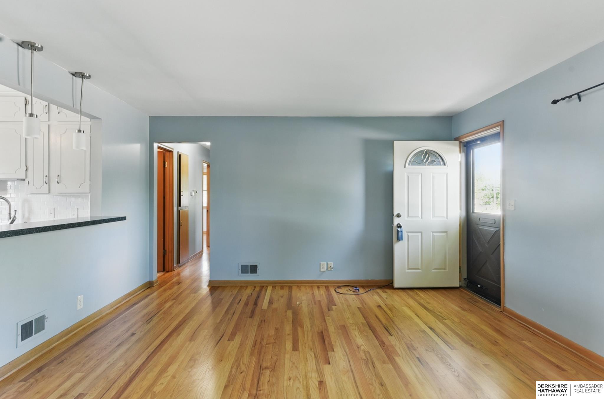 6913 Seward Street, Omaha, Nebraska image 5