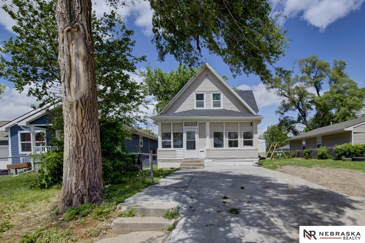 2566 Manderson Street, Omaha, Nebraska image 1