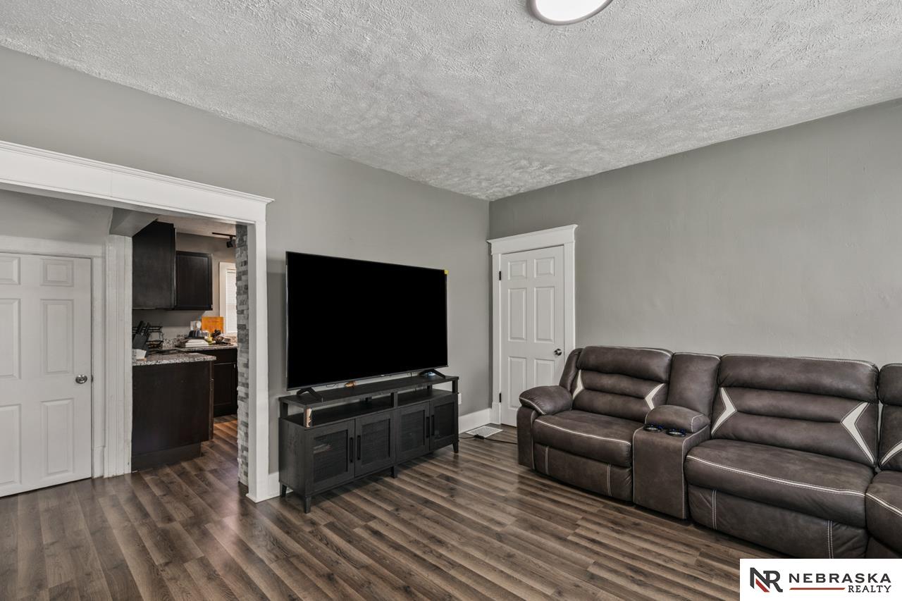 2566 Manderson Street, Omaha, Nebraska image 13
