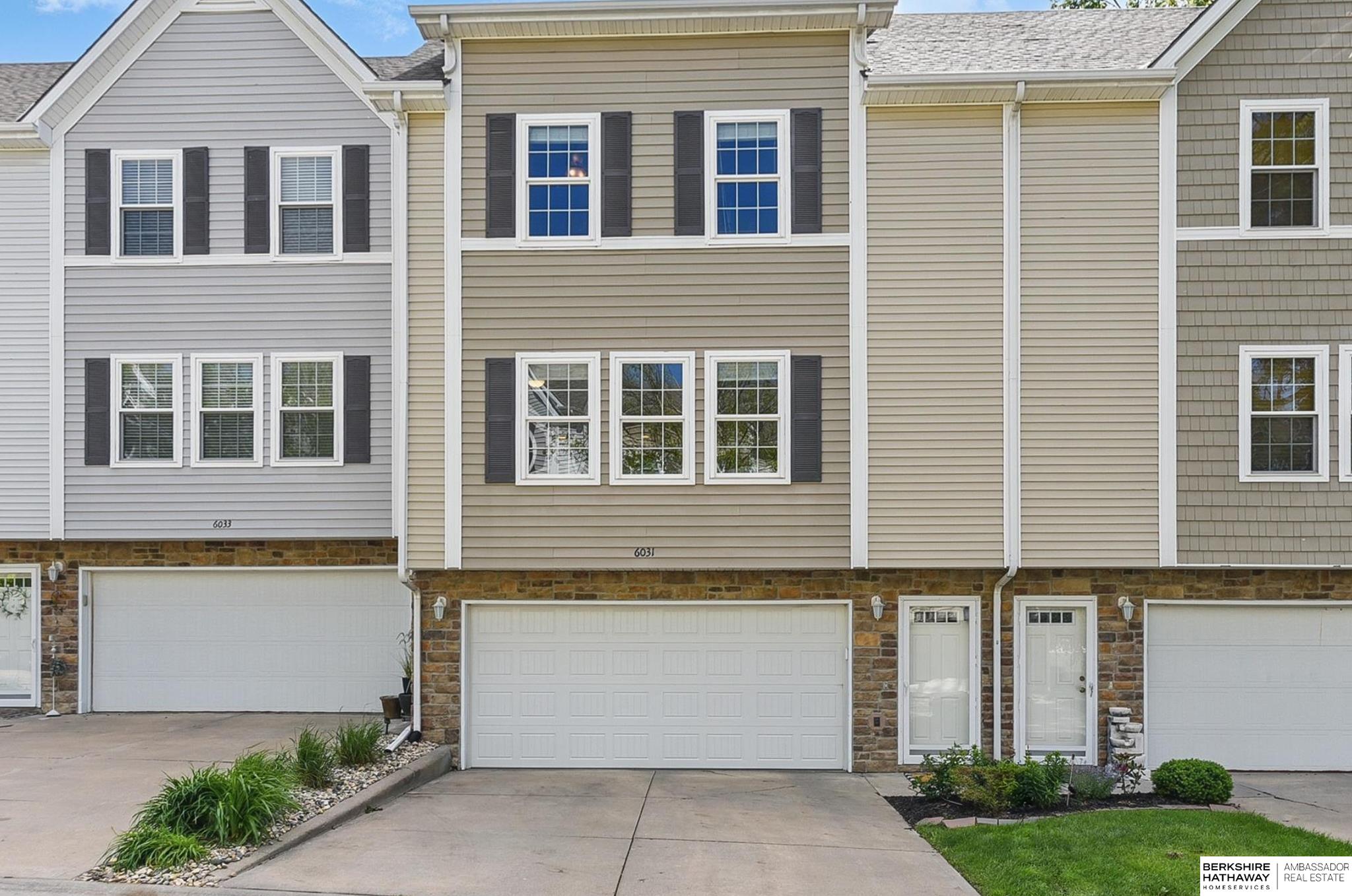6031 N 167th Court, Omaha, Nebraska image 2