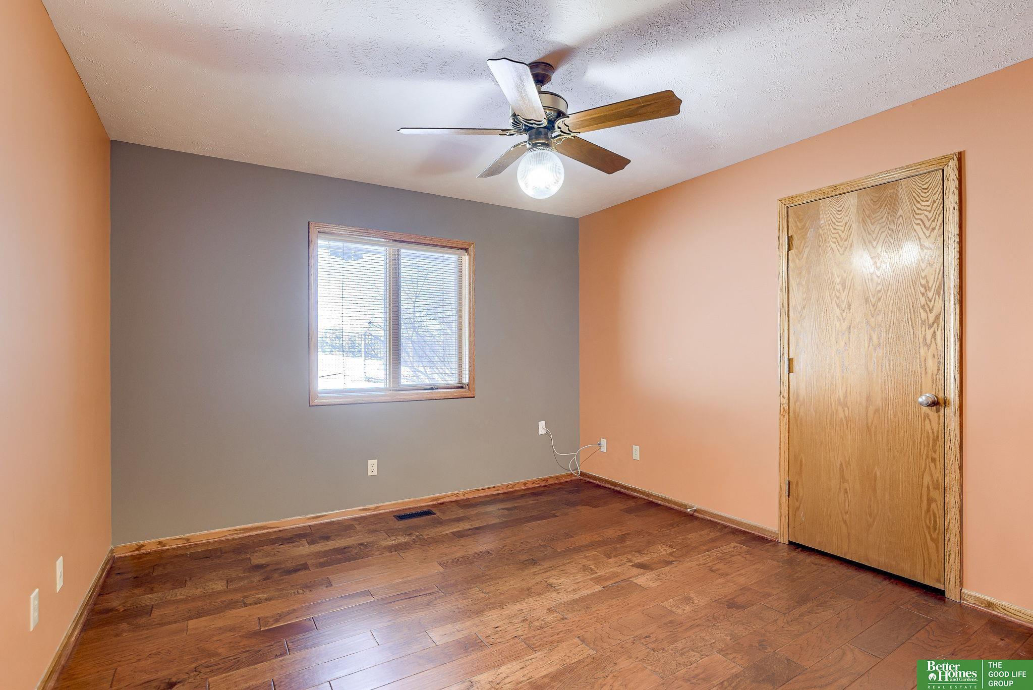 9404 Valaretta Drive, Gretna, Nebraska image 33