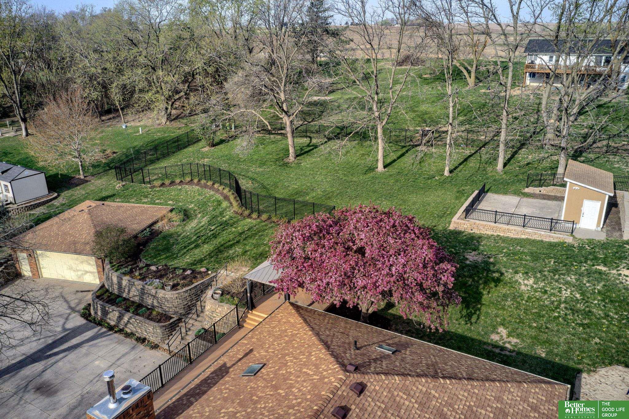 9404 Valaretta Drive, Gretna, Nebraska image 5