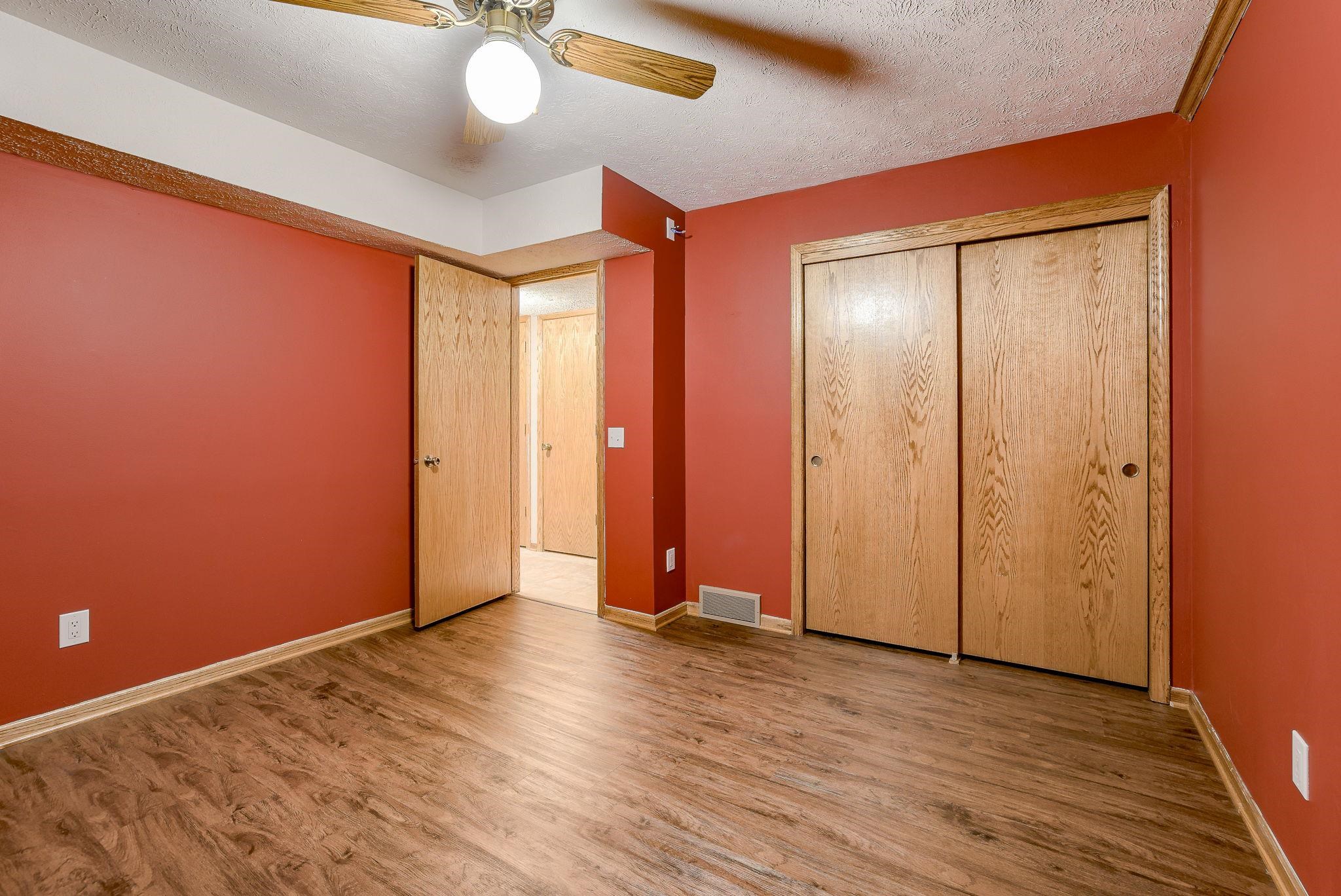 9404 Valaretta Drive, Gretna, Nebraska image 49