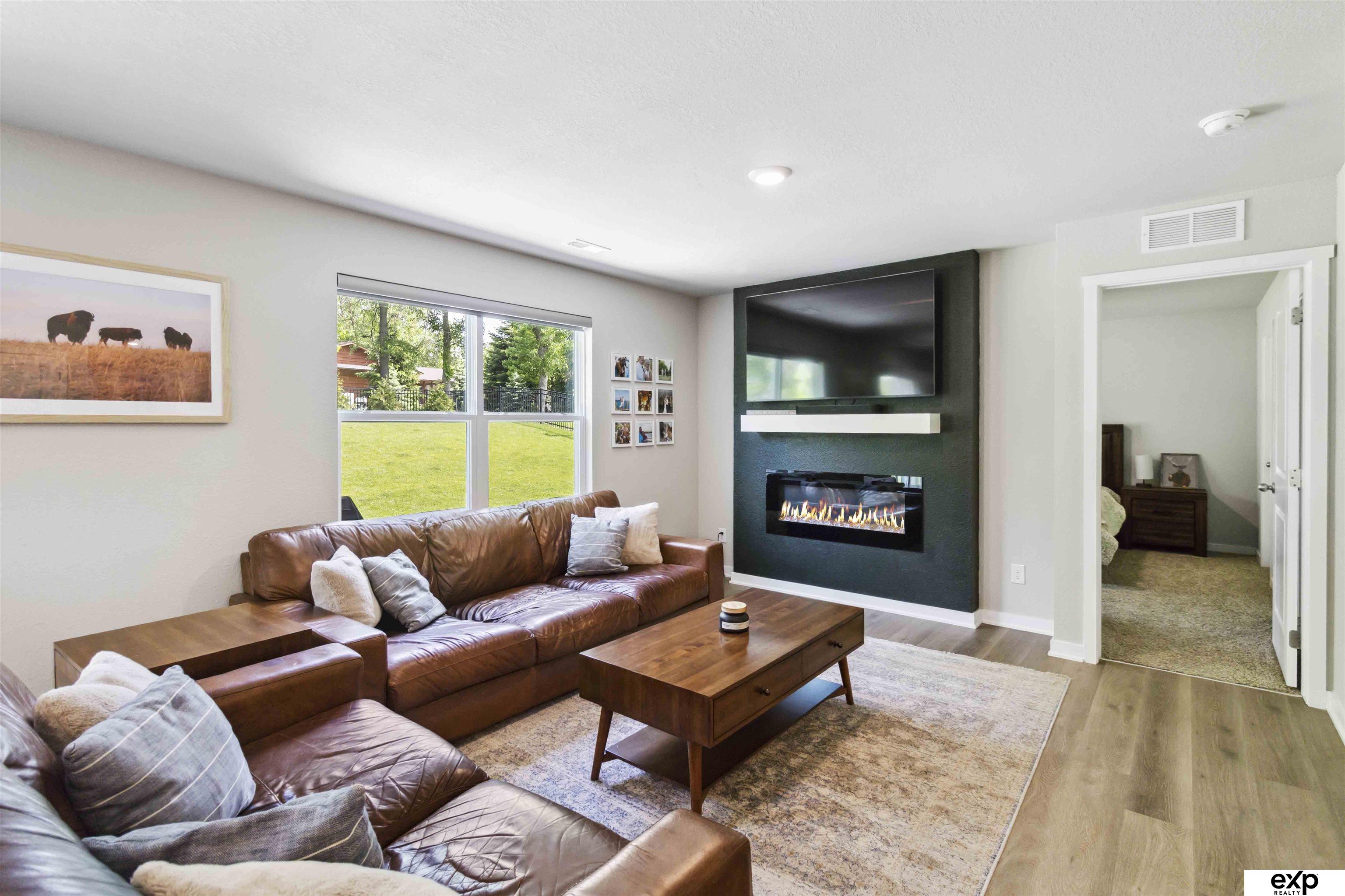 17712 Hampton Drive, Omaha, Nebraska image 14