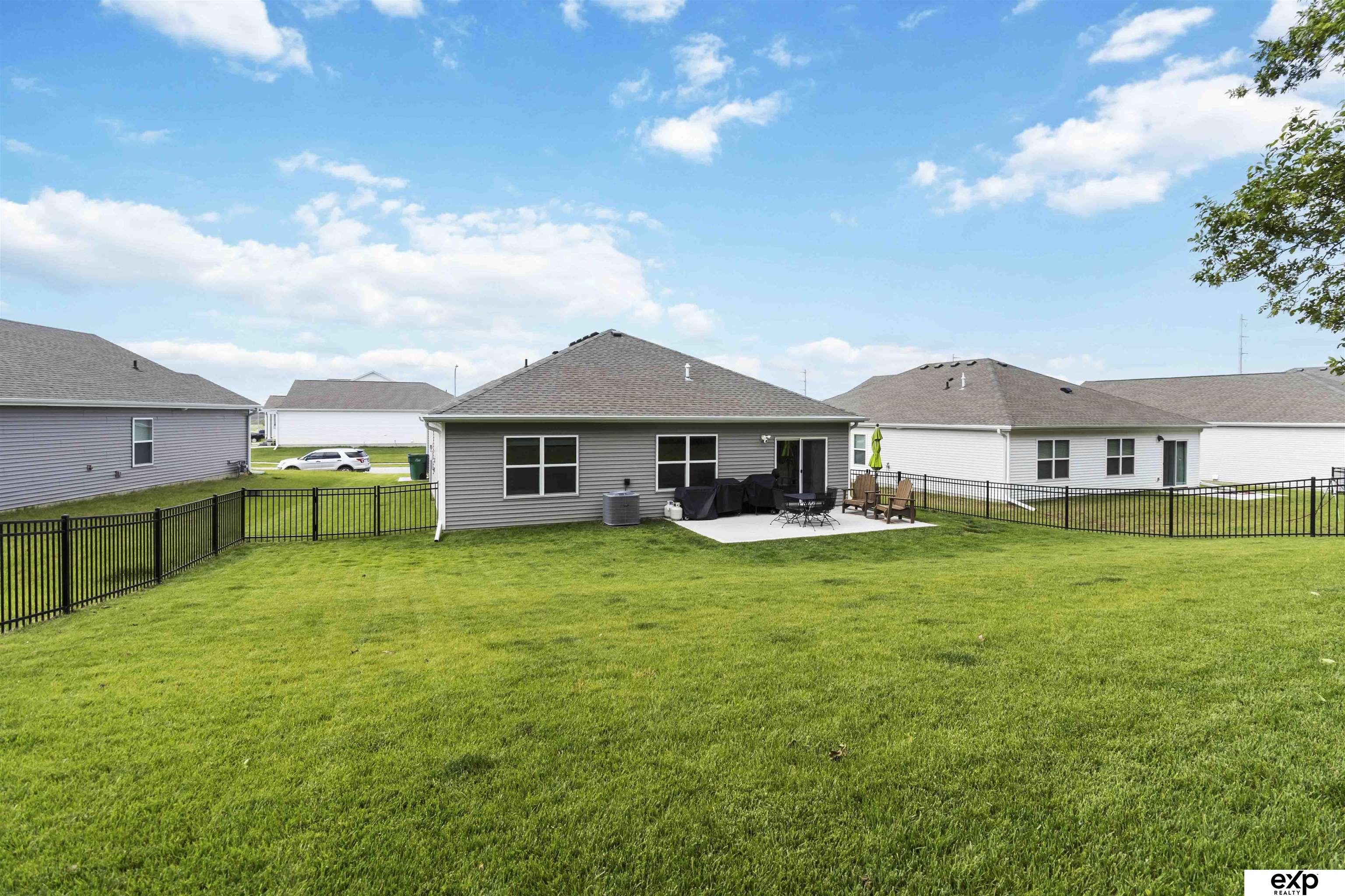 17712 Hampton Drive, Omaha, Nebraska image 37