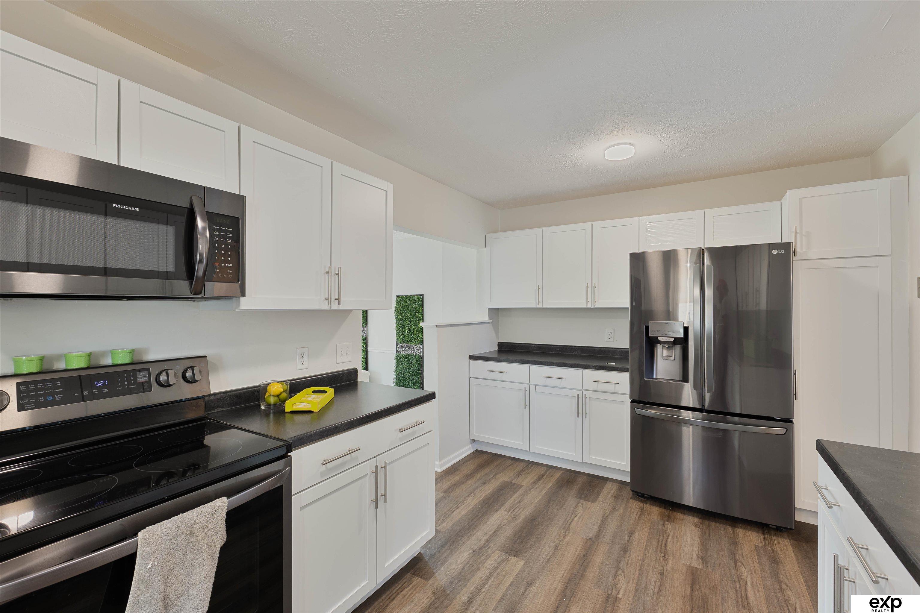 7508 S 87th Street, La Vista, Nebraska image 4