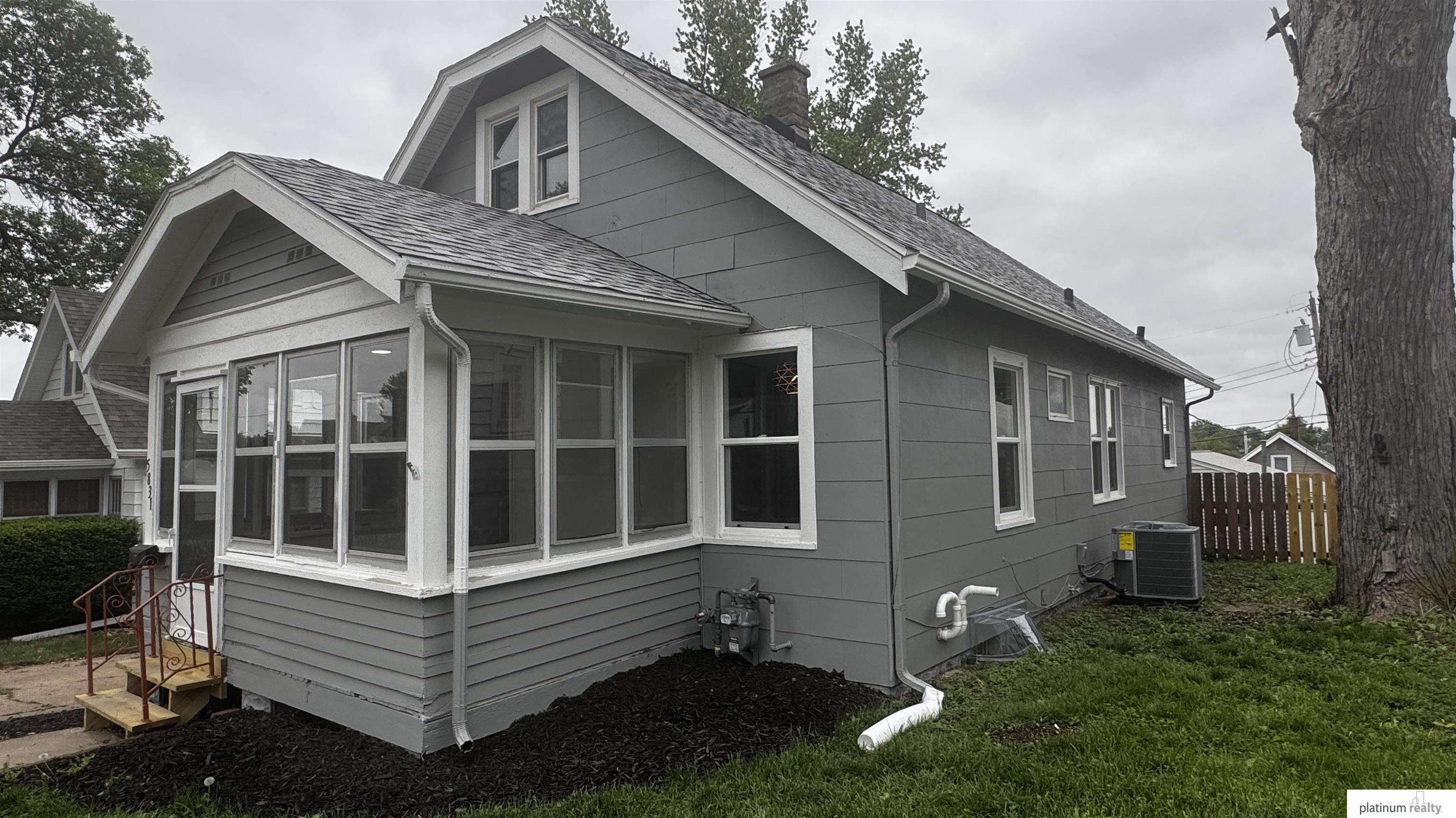 5831 Frances Street, Omaha, Nebraska image 2