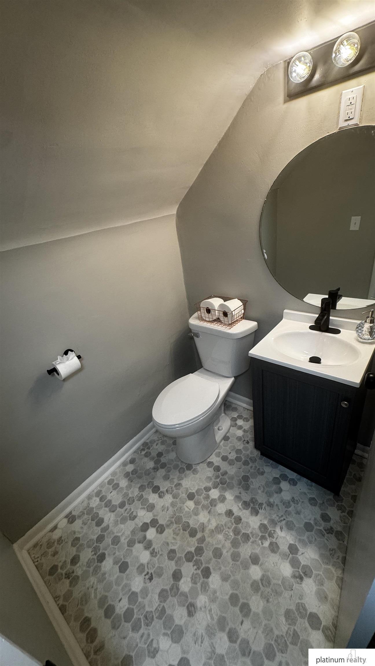 5831 Frances Street, Omaha, Nebraska image 17