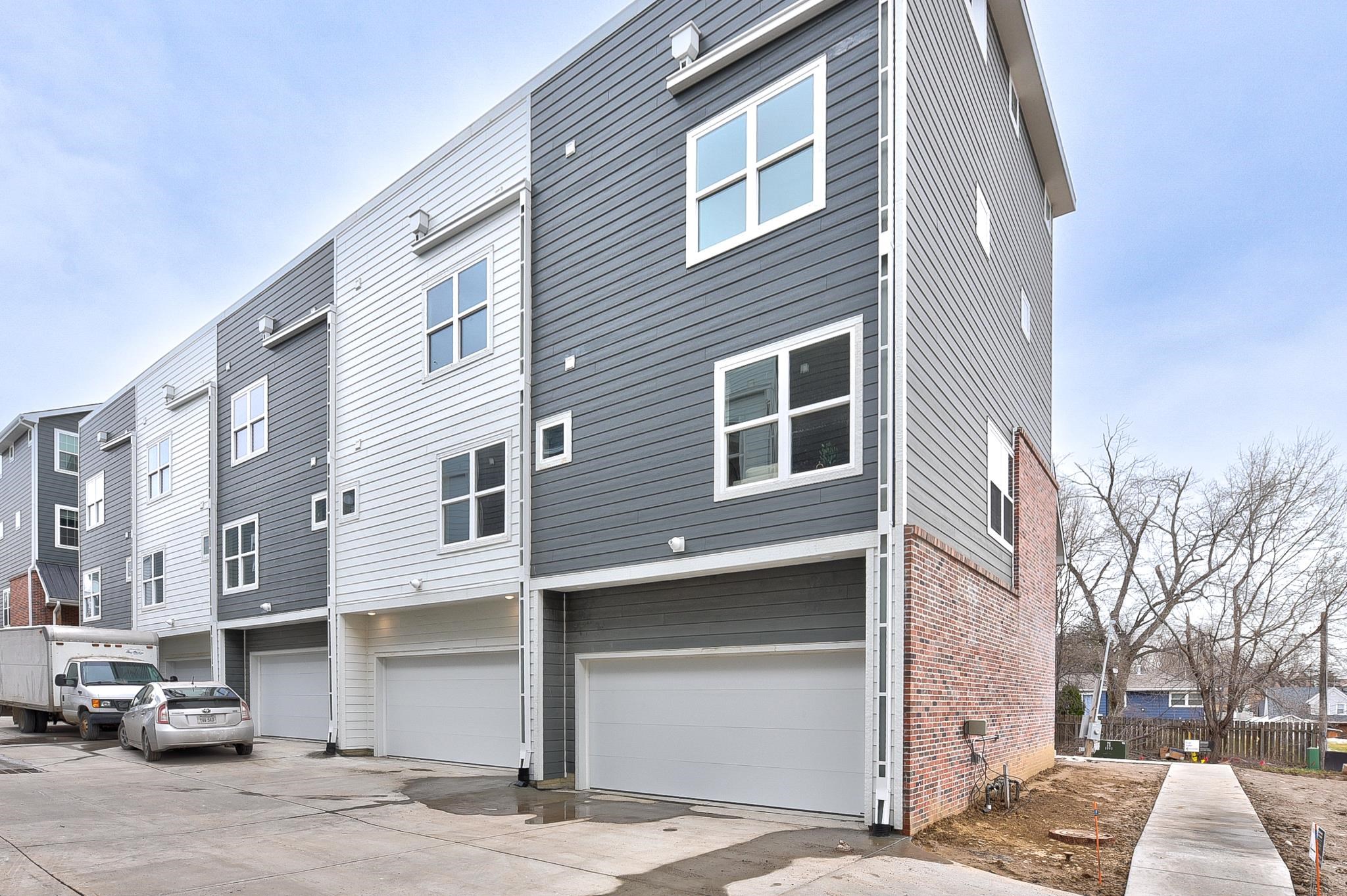 1917 Dahlman Rows Plaza, Omaha, Nebraska image 33