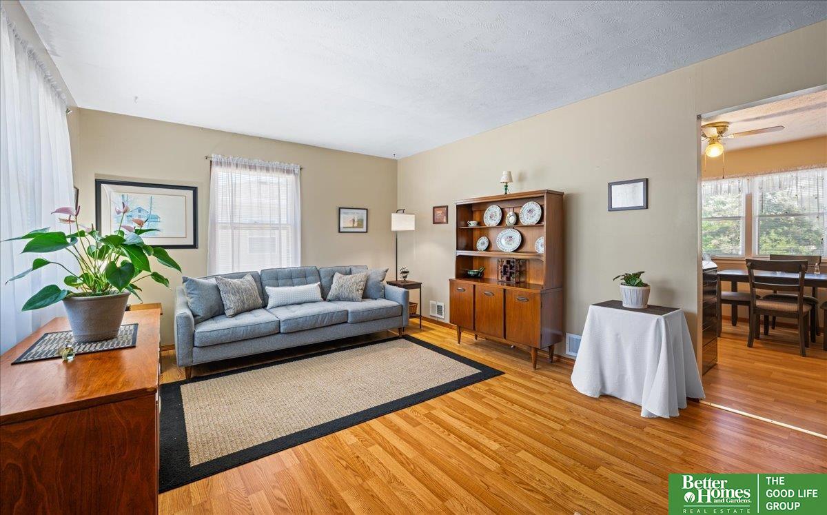 6070 Buckingham Avenue, Omaha, Nebraska image 3