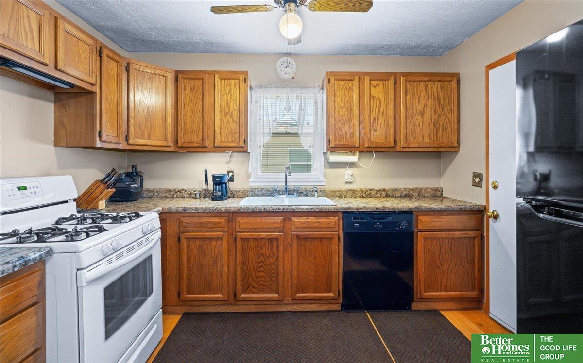 6070 Buckingham Avenue, Omaha, Nebraska image 7