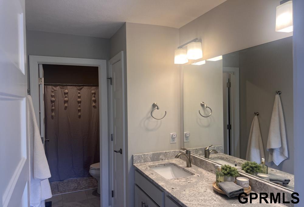 5815 S 238th Street, Elkhorn, Nebraska image 24