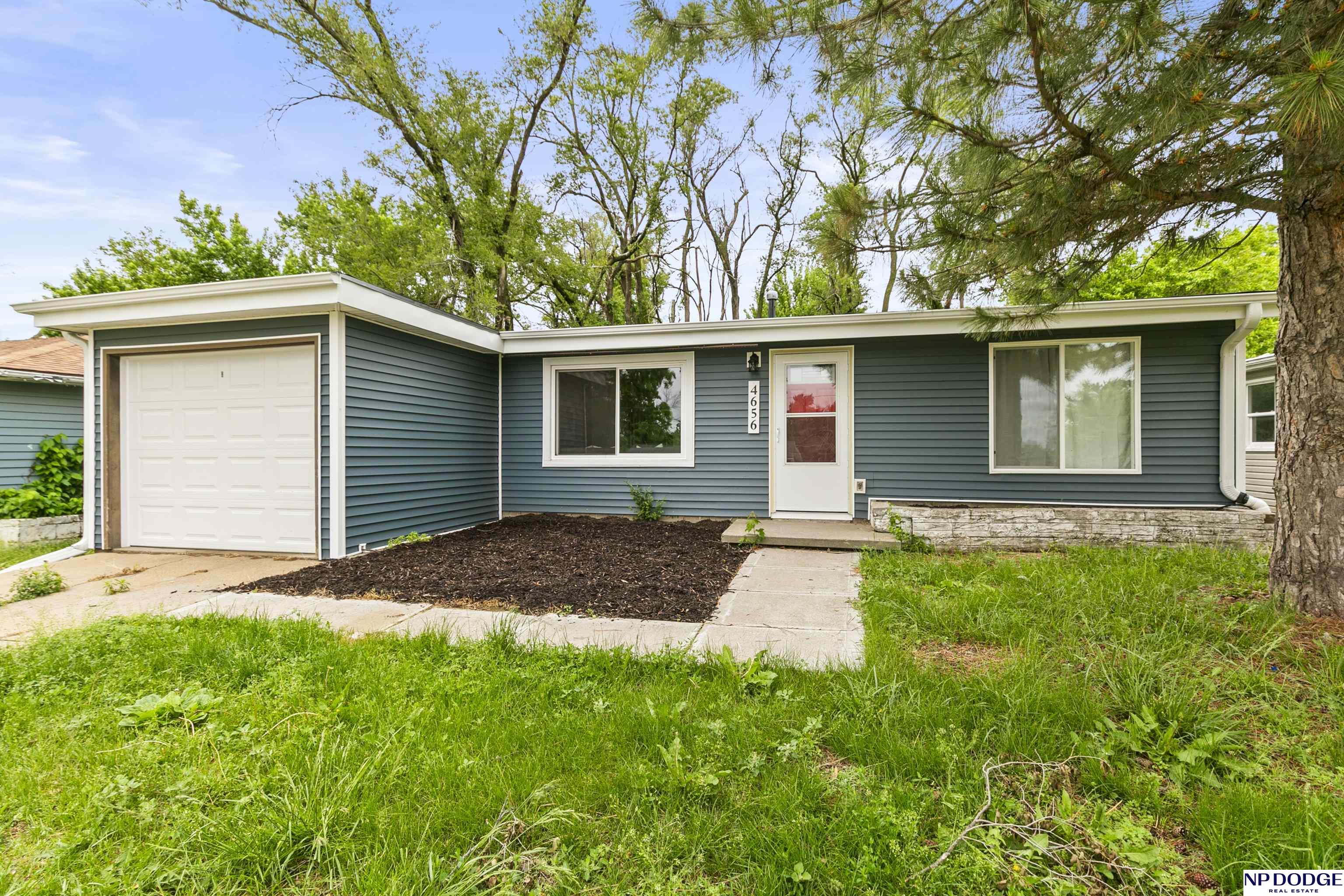 4656 Redick Avenue, Omaha, Nebraska image 1
