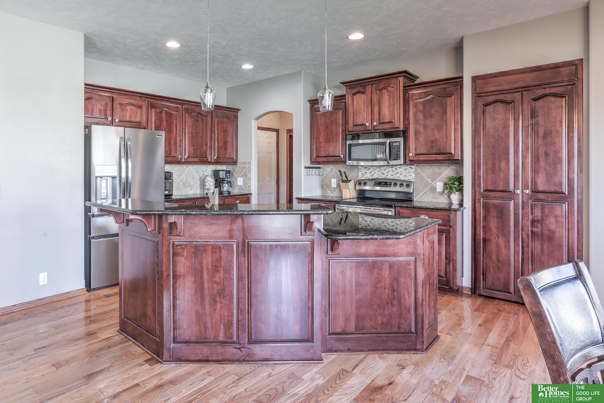 21336 Blackstone Circle, Gretna, Nebraska image 12