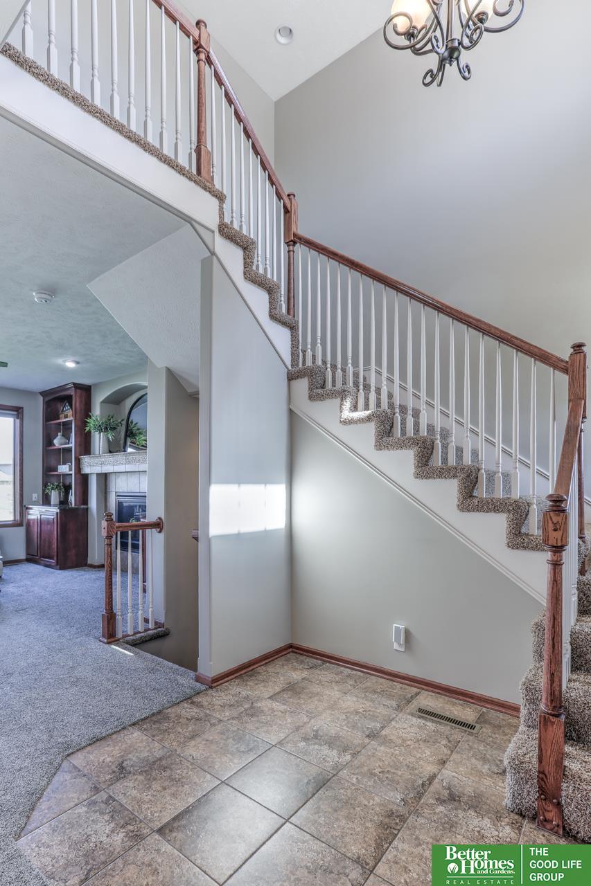 21336 Blackstone Circle, Gretna, Nebraska image 4