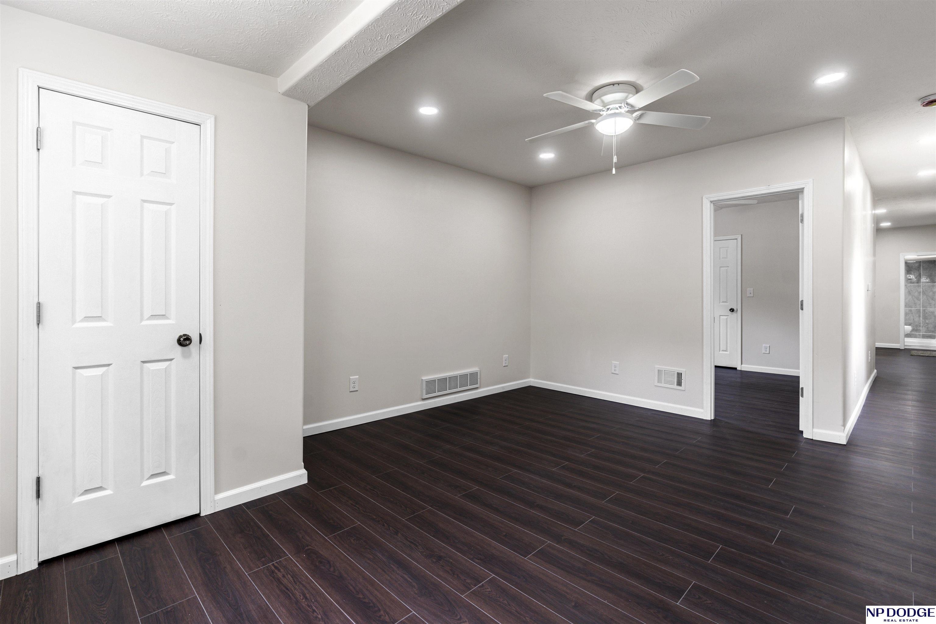 5437 S 18th Street, Omaha, Nebraska image 3